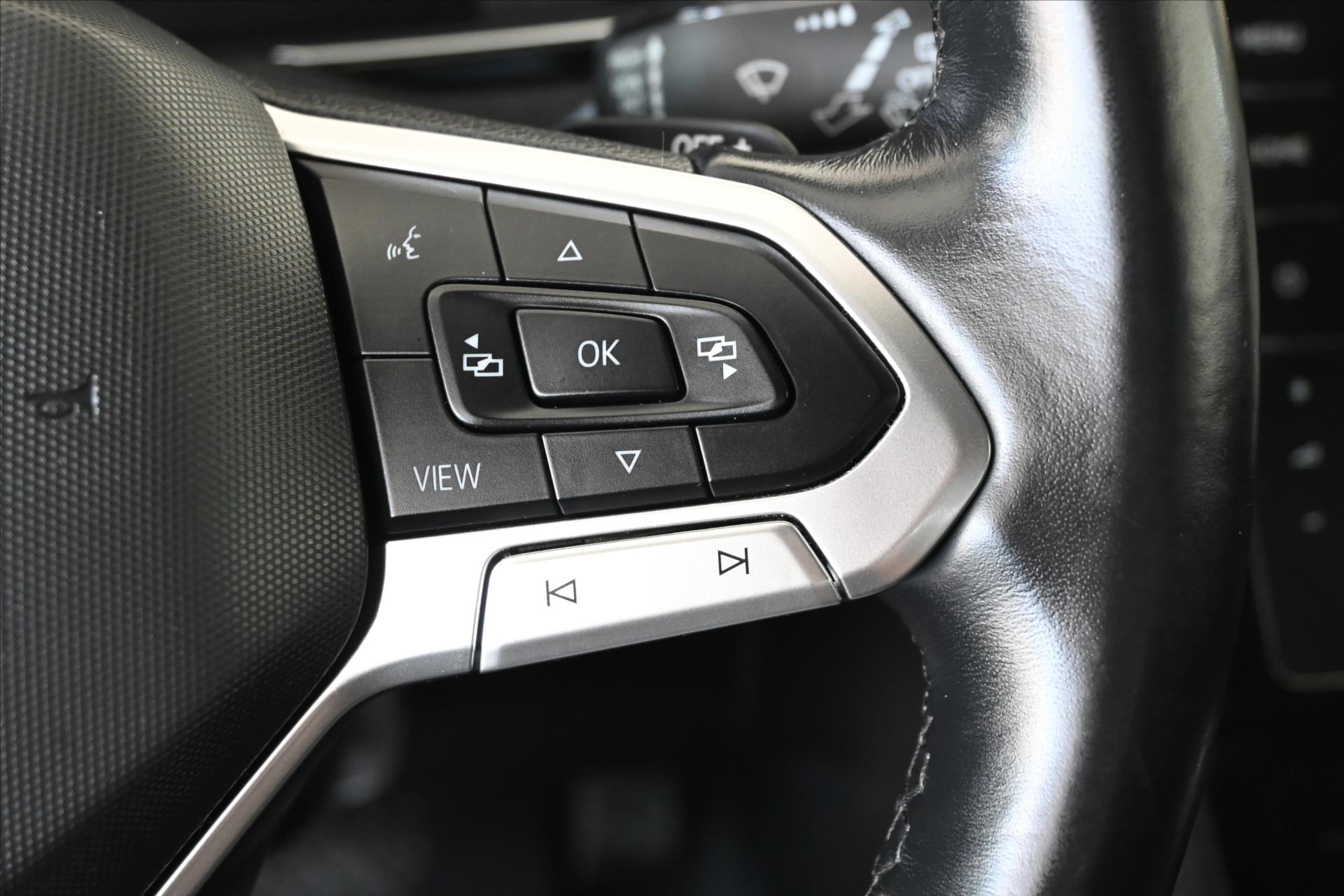 Hlavní fotografie vozu Volkswagen Passat 2,0 TDI 147 kW DSG Elegance Záruka až 5 let (18)