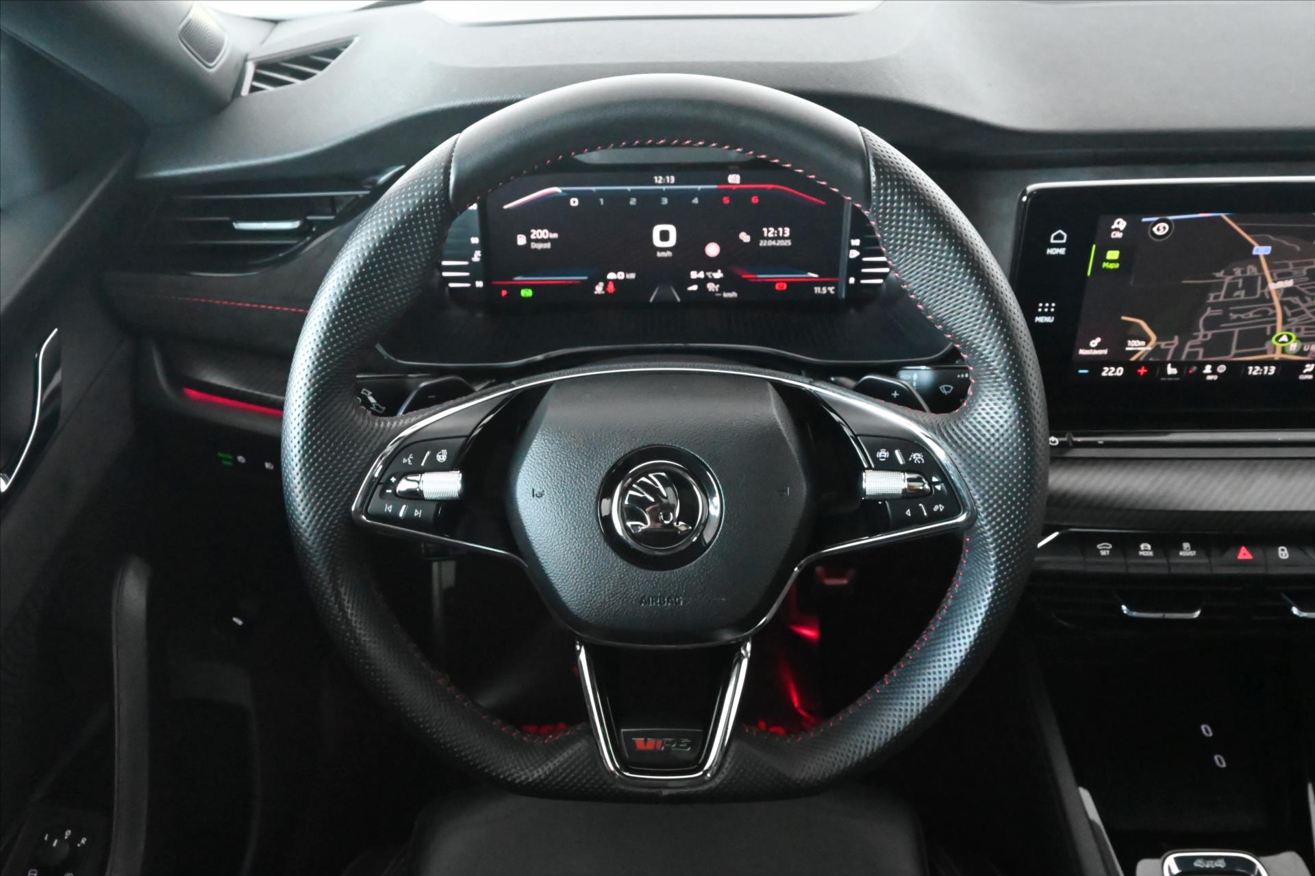 Main photo of the car Skoda Octavia 2.0 TDI RS 147 kW 4x4 DSG Warranty up to 5 years (17)