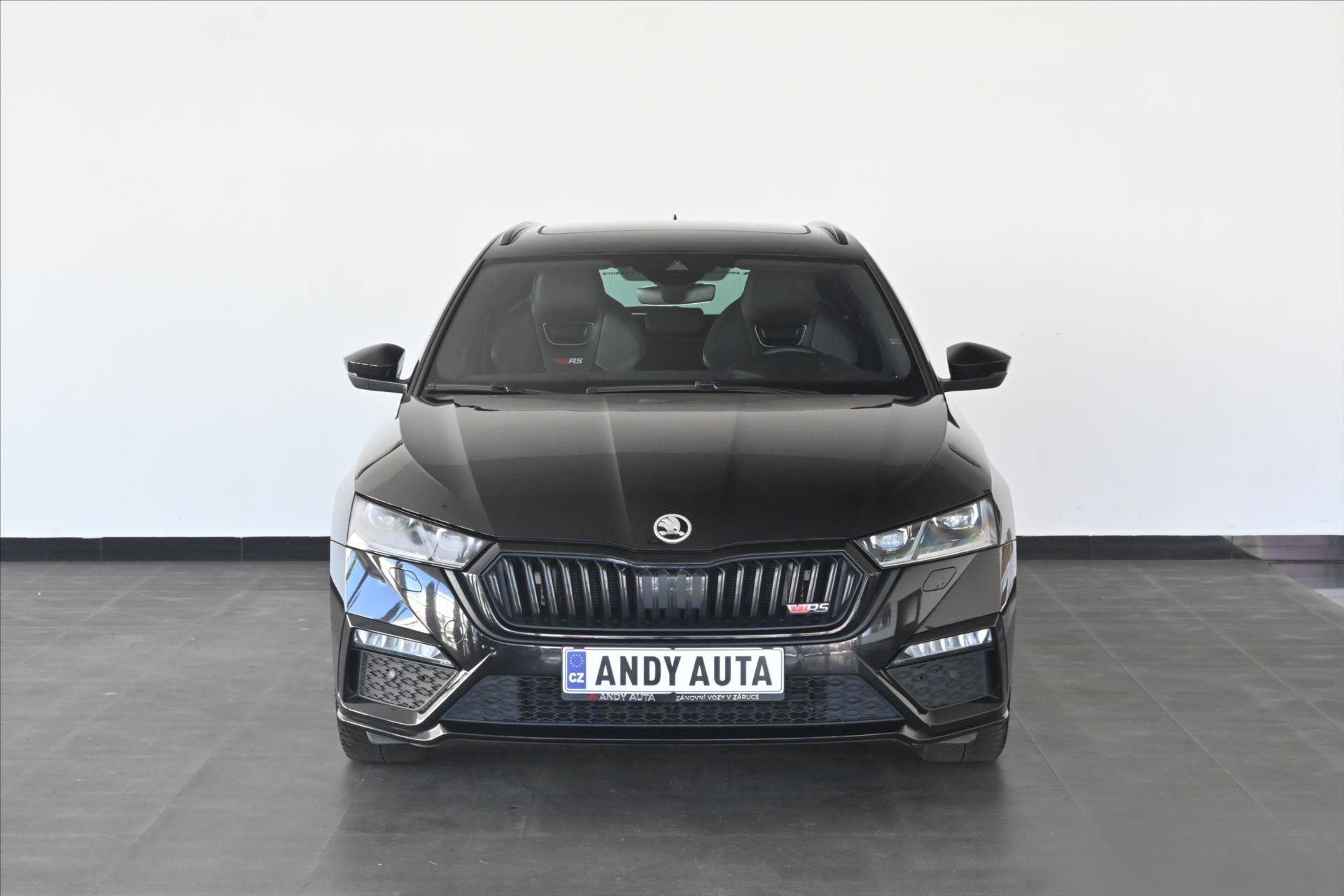 Main photo of the car Skoda Octavia 2.0 TDI RS 147 kW 4x4 DSG Warranty up to 5 years (3)