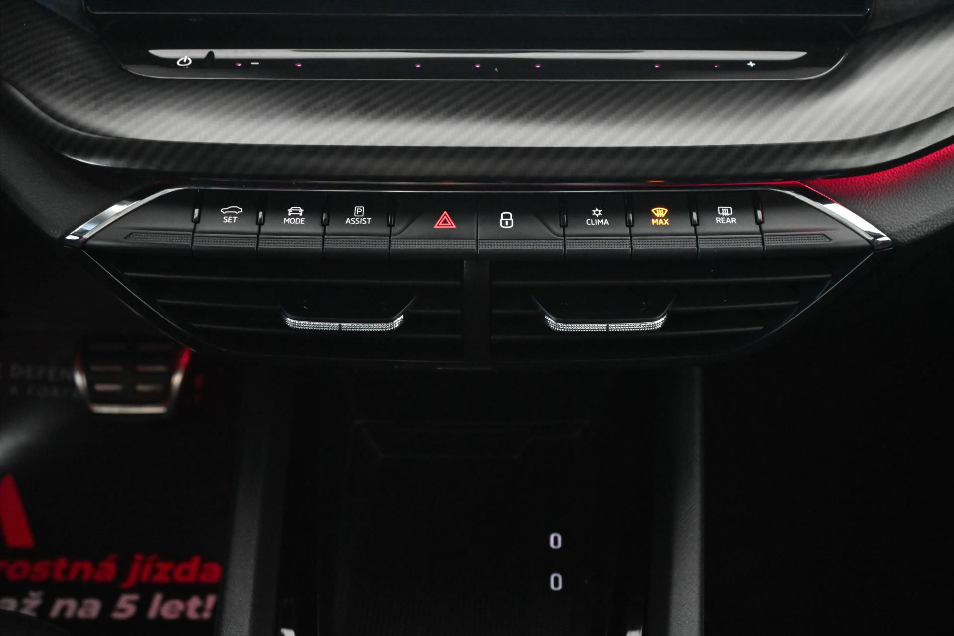 Main photo of the car Skoda Octavia 2.0 TDI RS 147 kW 4x4 DSG Warranty up to 5 years (25)