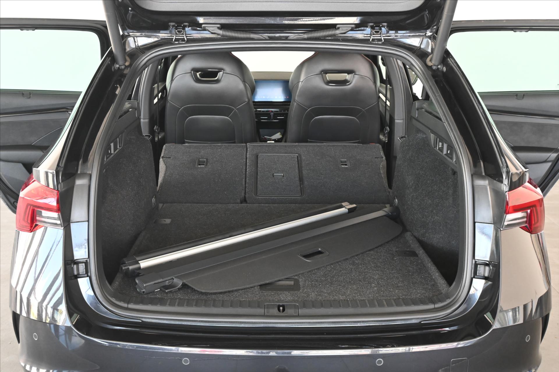 Main photo of the car Skoda Octavia 2.0 TDI RS 147 kW 4x4 DSG Warranty up to 5 years (8)