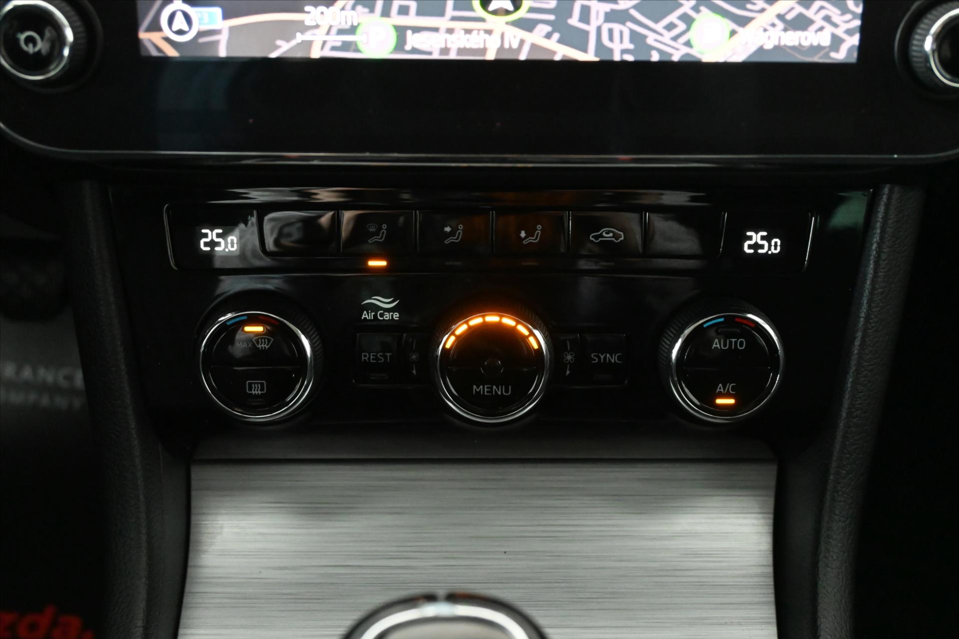 Hlavní fotografie vozu Škoda Superb 1,5 TSi 110kW *Business Edition* Záruka až 5 let (21)