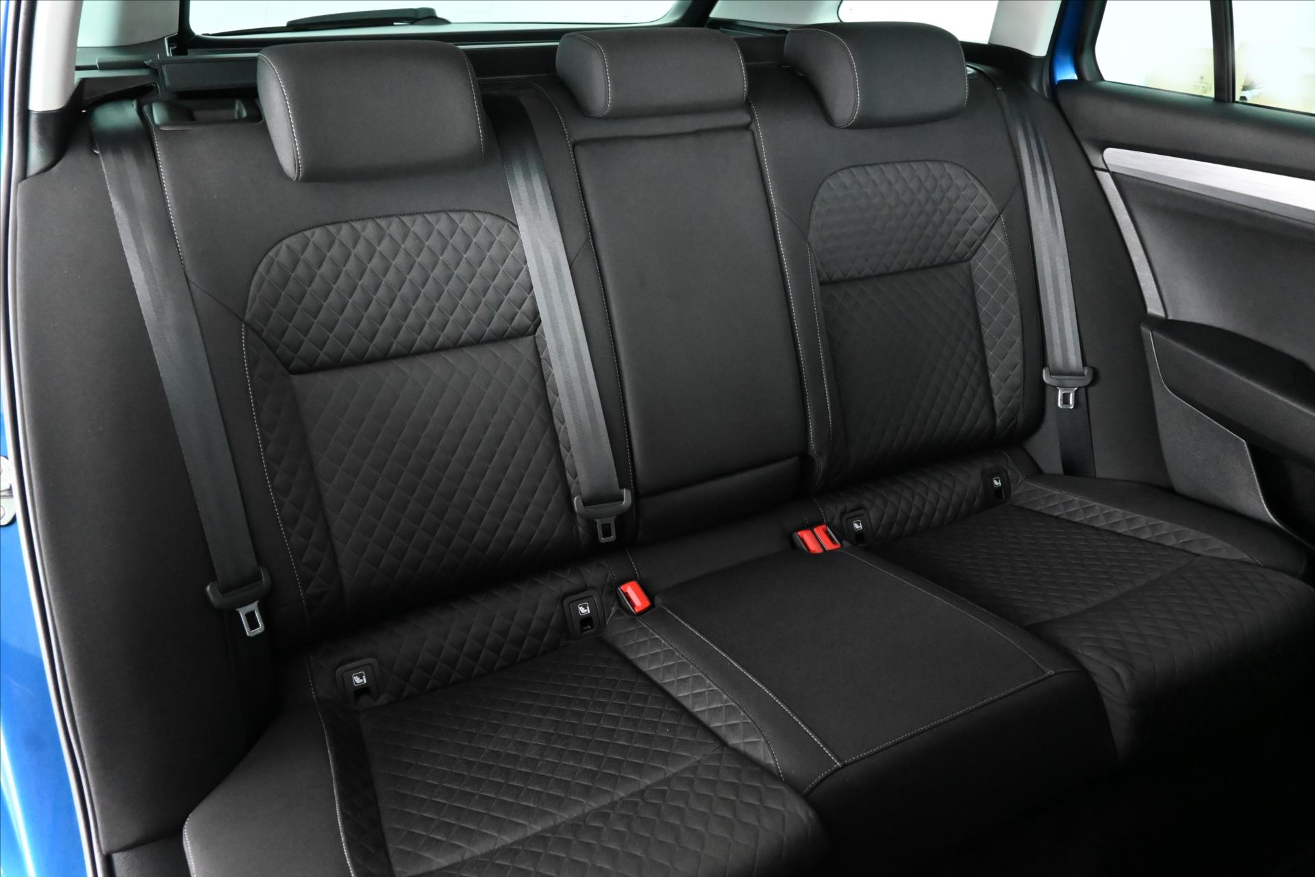 Hlavní fotografie vozu Škoda Superb 1,5 TSi 110kW *Business Edition* Záruka až 5 let (27)