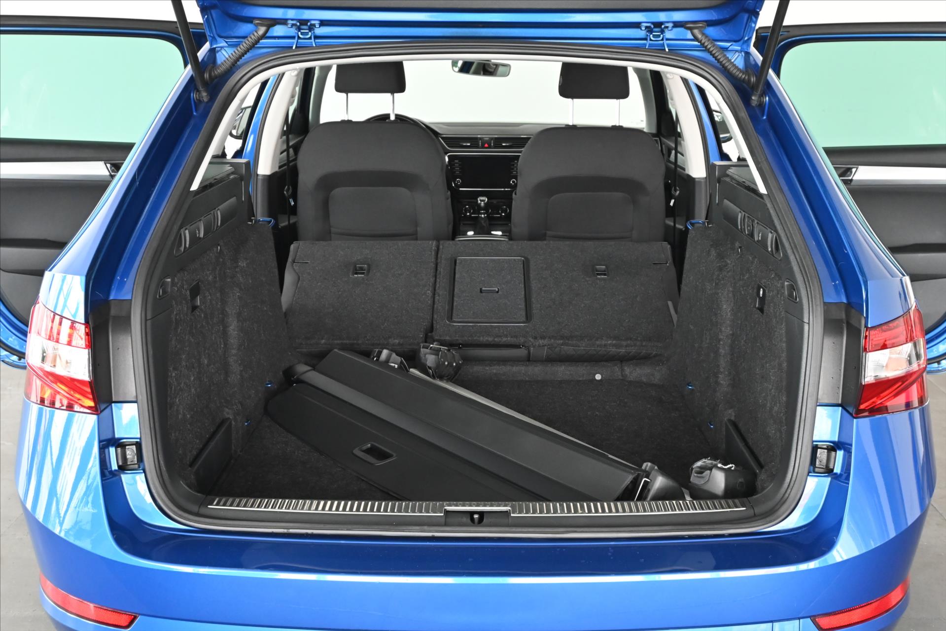 Hlavní fotografie vozu Škoda Superb 1,5 TSi 110kW *Business Edition* Záruka až 5 let (7)