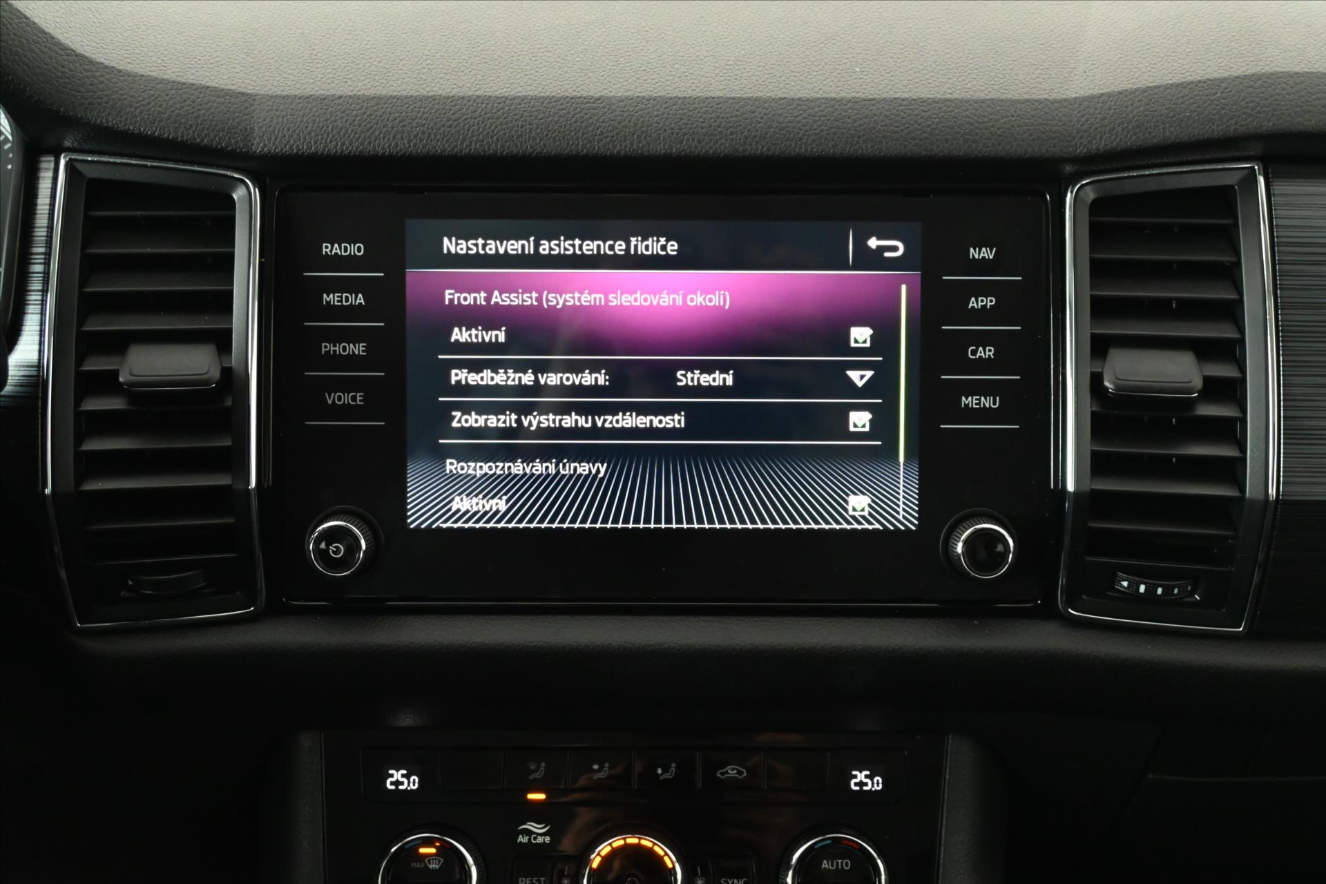 Hlavní fotografie vozu Škoda Kodiaq 1,5 TSi 110kW Ambition Záruka až 5 let (20)