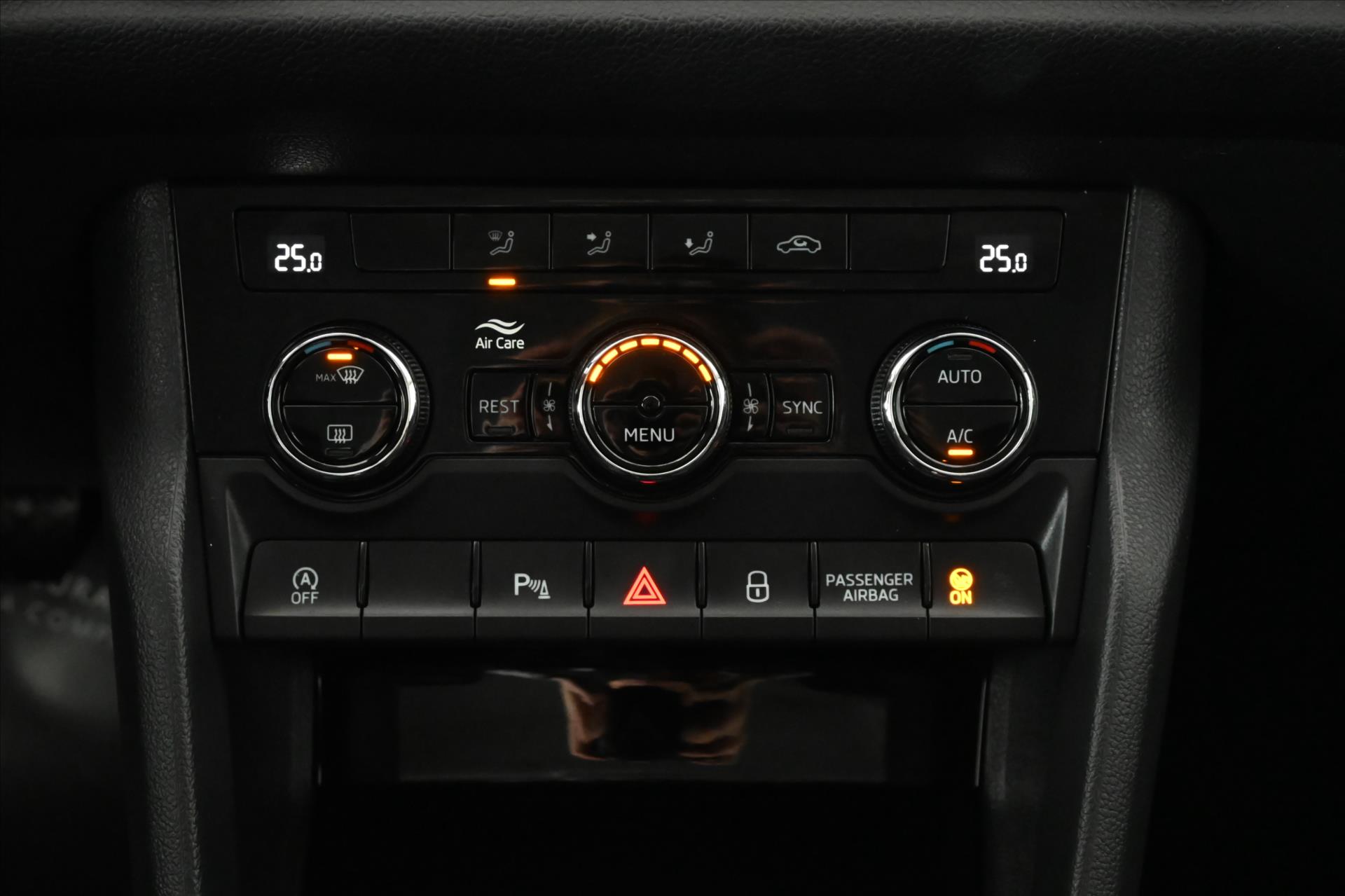 Hlavní fotografie vozu Škoda Kodiaq 1,5 TSi 110kW Ambition Záruka až 5 let (22)