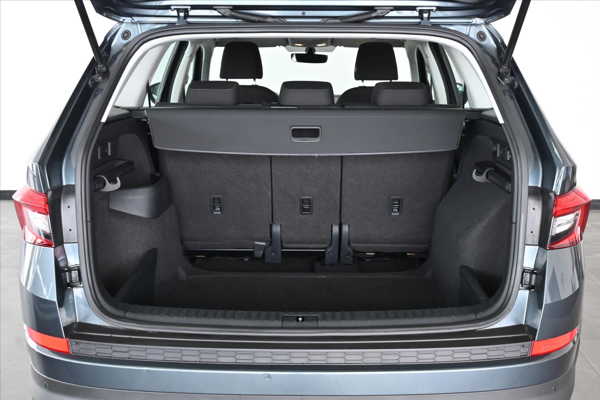 Hlavní fotografie vozu Škoda Kodiaq 1,5 TSI 110 kW DSG Ambition Záruka až 5 let (7)