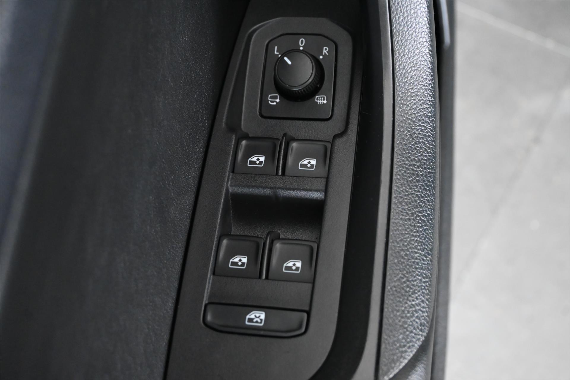 Hlavní fotografie vozu Škoda Kodiaq 1,5 TSI 110 kW DSG Ambition Záruka až 5 let (26)