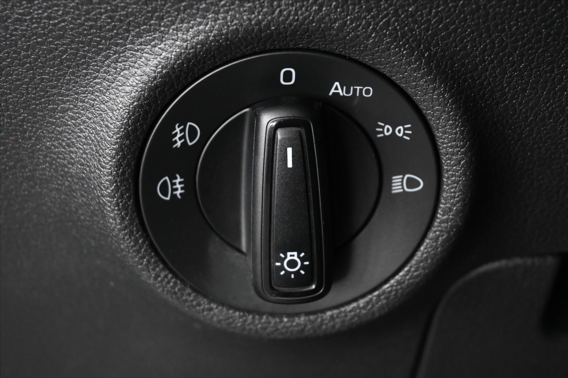 Hlavní fotografie vozu Škoda Kodiaq 1,5 TSI 110 kW DSG Ambition Záruka až 5 let (27)