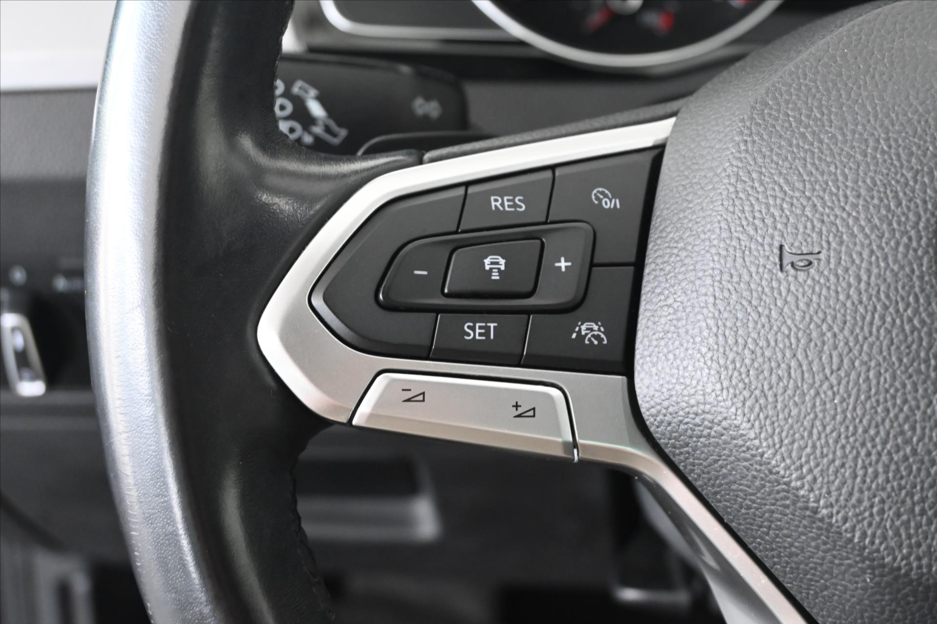 Hlavní fotografie vozu Volkswagen Passat 2,0 TDI 140 kW DSG Business Záruka až 5 let (18)