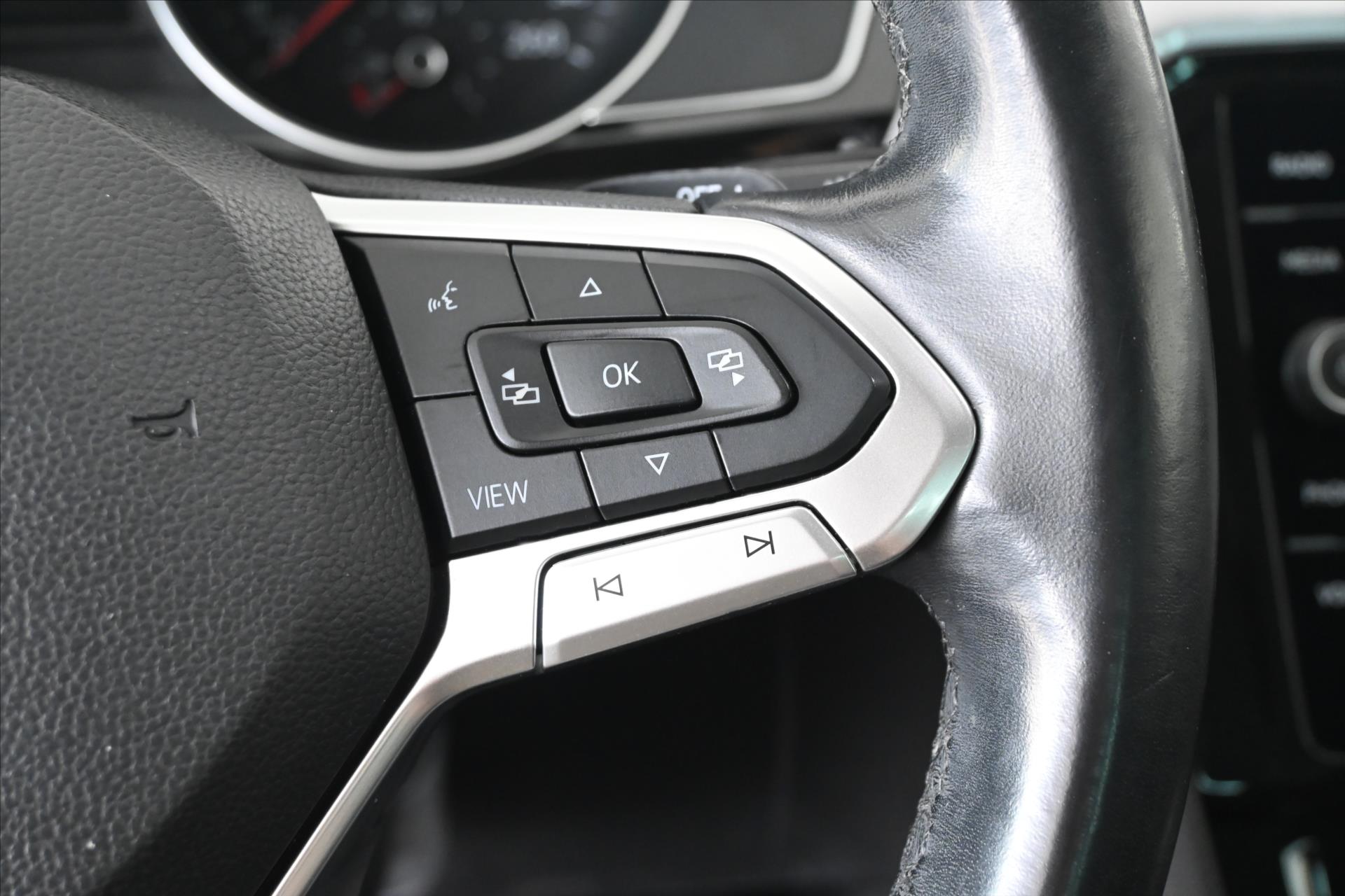 Hlavní fotografie vozu Volkswagen Passat 2,0 TDI 140 kW DSG Business Záruka až 5 let (19)