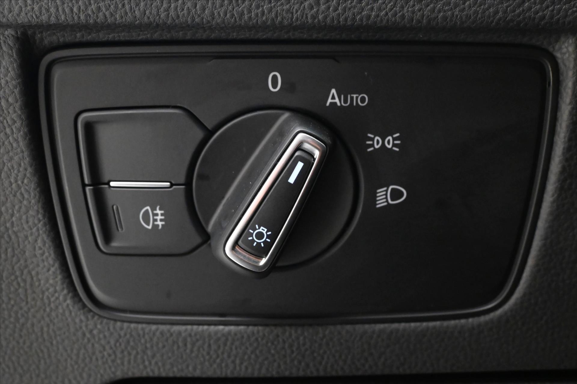 Main photo of the car Volkswagen Passat 2.0 TDI 140 kW DSG Business Warranty up to 5 years (26)