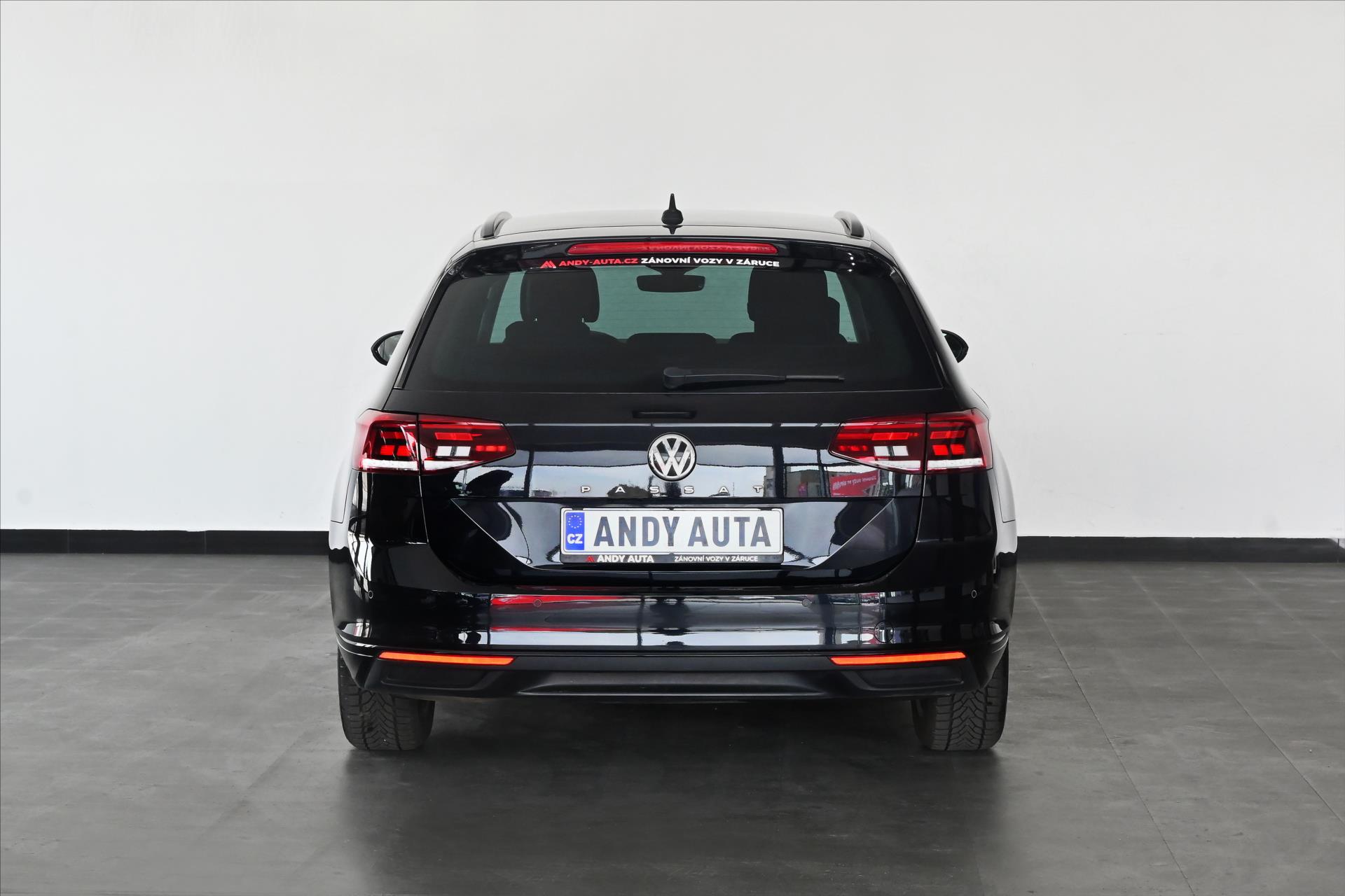 Hlavní fotografie vozu Volkswagen Passat 2,0 TDI 140 kW DSG Business Záruka až 5 let (5)