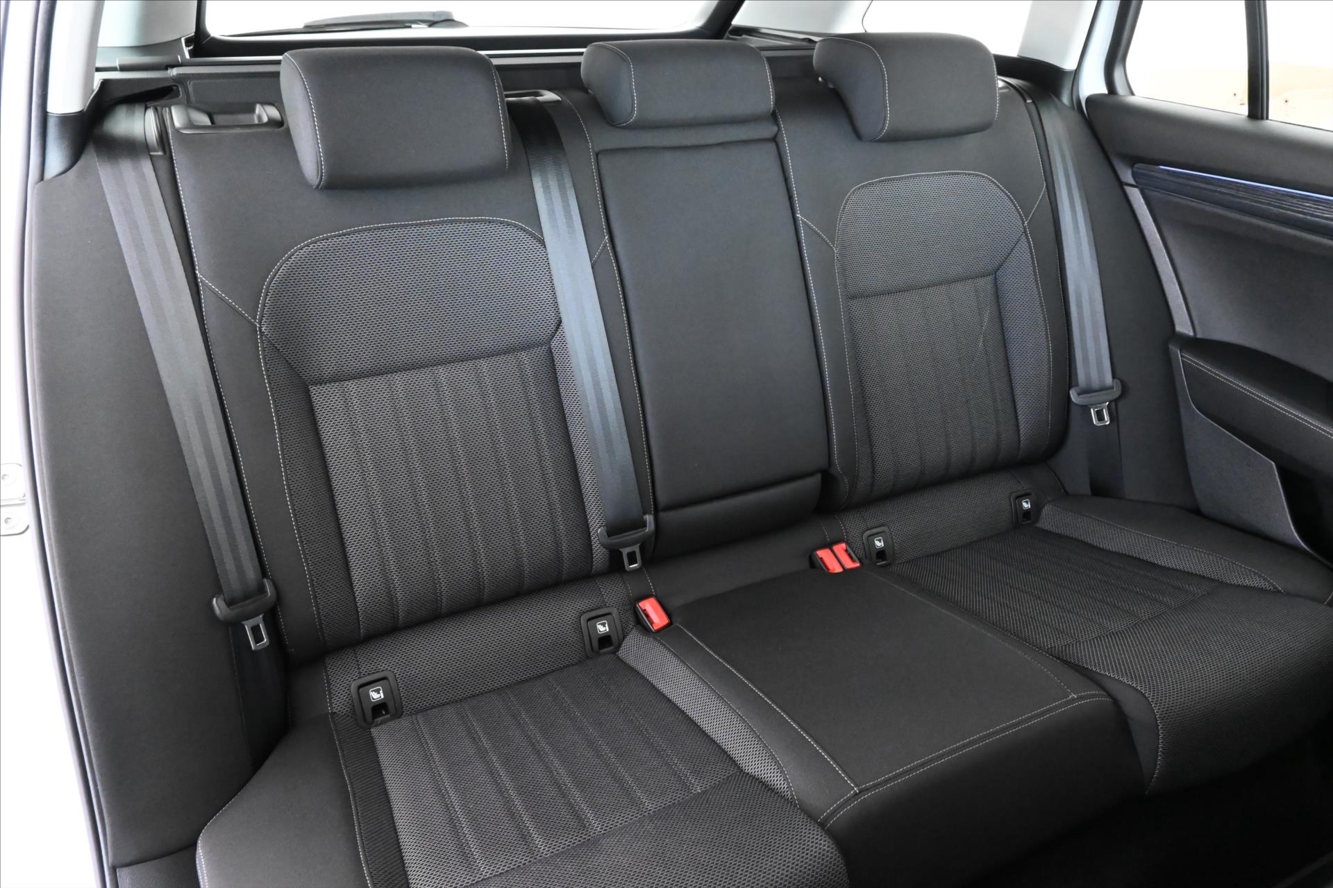 Hlavní fotografie vozu Škoda Superb 2,0 NEINZEROVAT, SLUŽEBNÍ STEHLÍK (29)