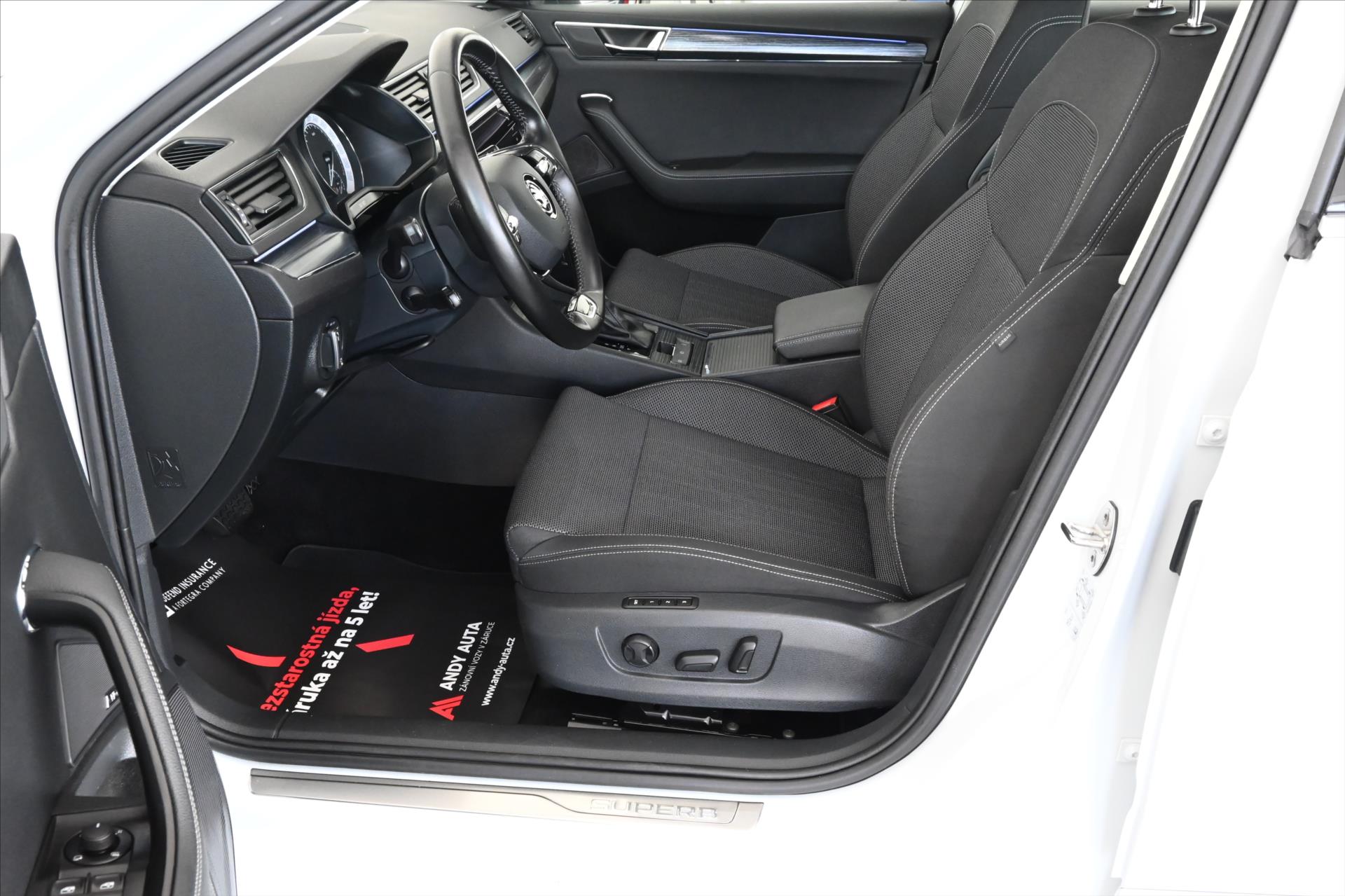 Hlavní fotografie vozu Škoda Superb 2,0 NEINZEROVAT, SLUŽEBNÍ STEHLÍK (10)