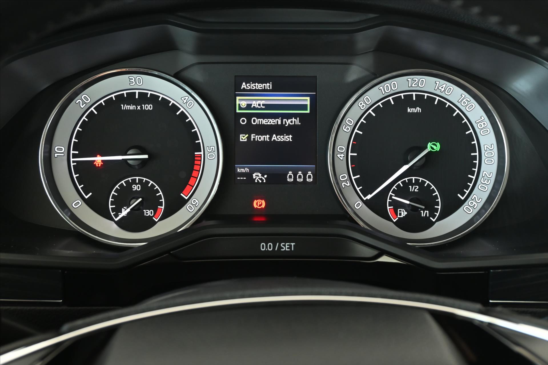 Hlavní fotografie vozu Škoda Superb 2,0 TDI 110 kW DSG Style Záruka až 5 let (14)