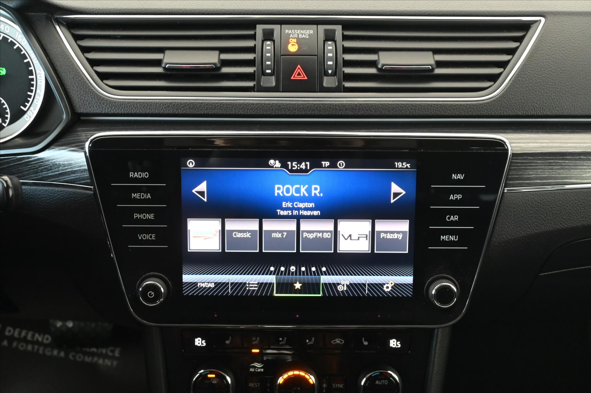 Hlavní fotografie vozu Škoda Superb 2,0 TDI 110 kW DSG Style Záruka až 5 let (20)