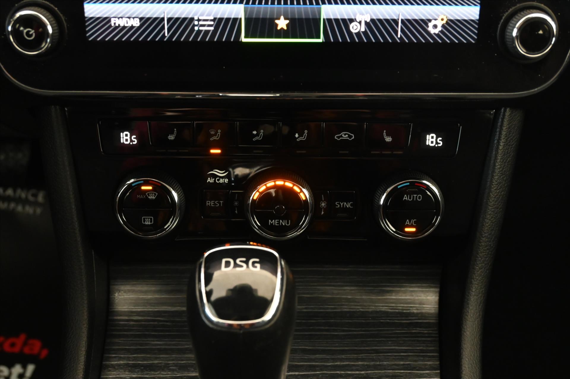 Hlavní fotografie vozu Škoda Superb 2,0 TDI 110 kW DSG Style Záruka až 5 let (22)