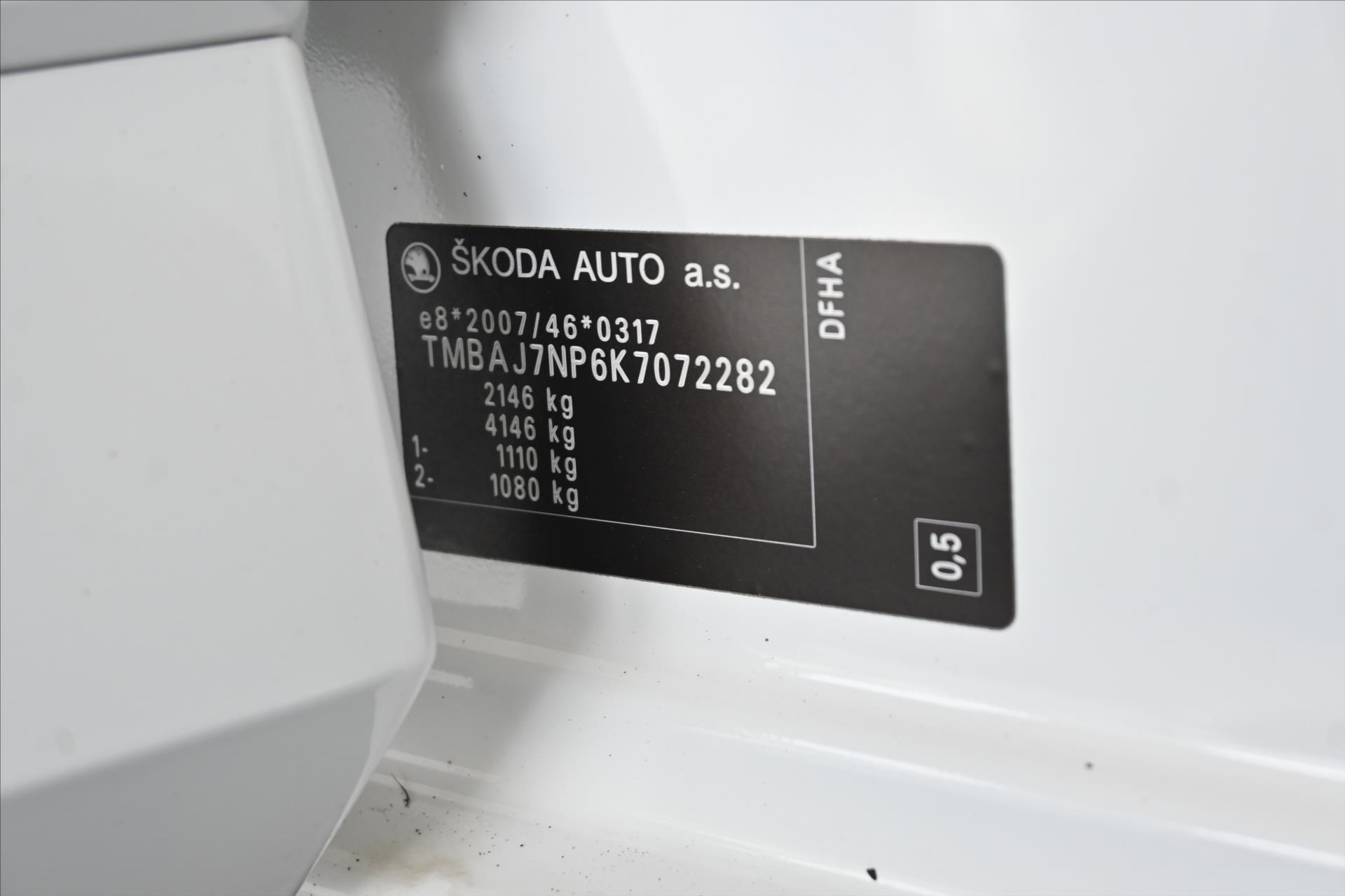 Hlavní fotografie vozu Škoda Superb 2,0 TDI 140kW STYLE DSG Záruka až 5 let (11)