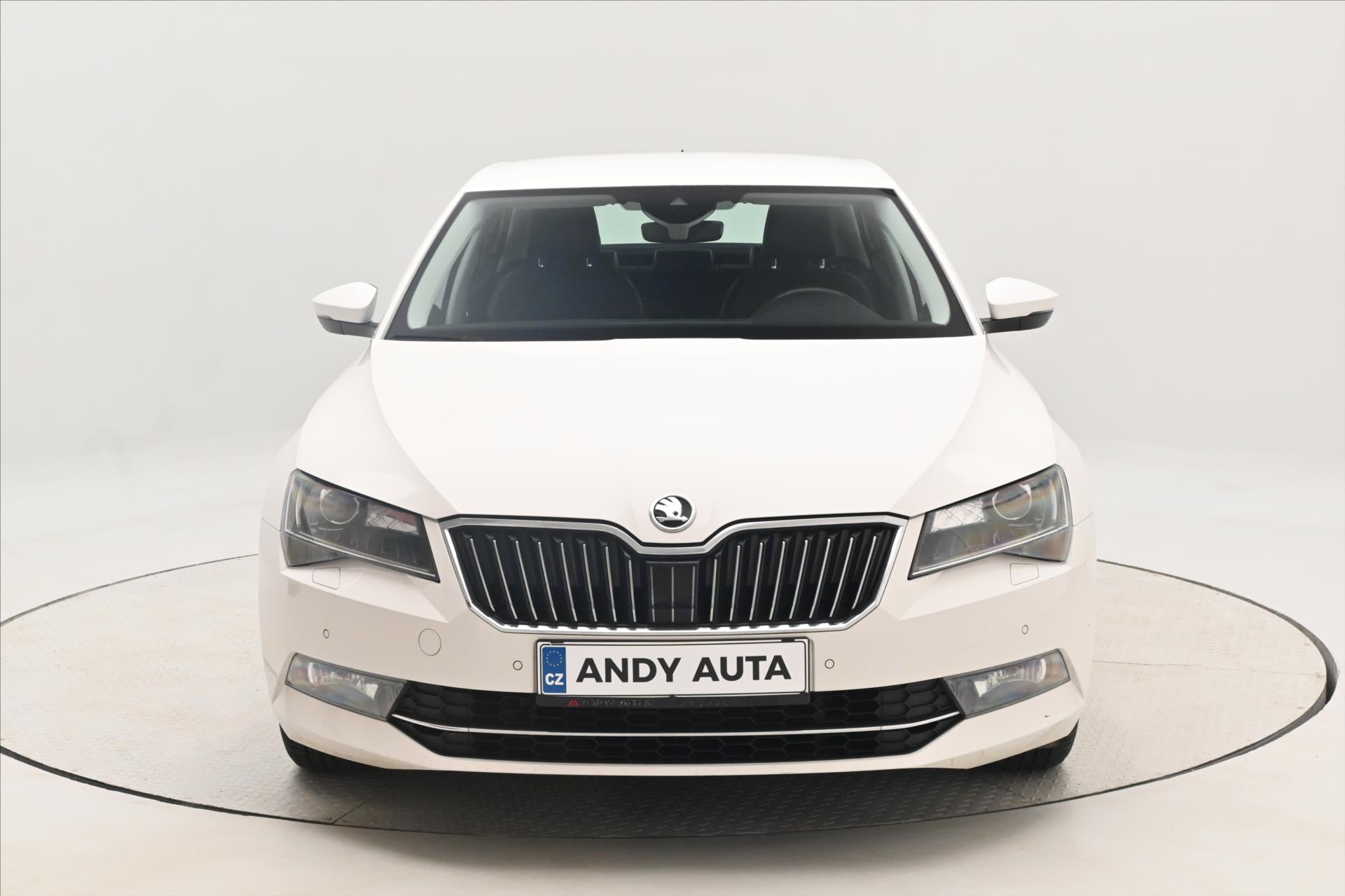 Hlavní fotografie vozu Škoda Superb 2,0 TDI 140kW STYLE DSG Záruka až 5 let (1)