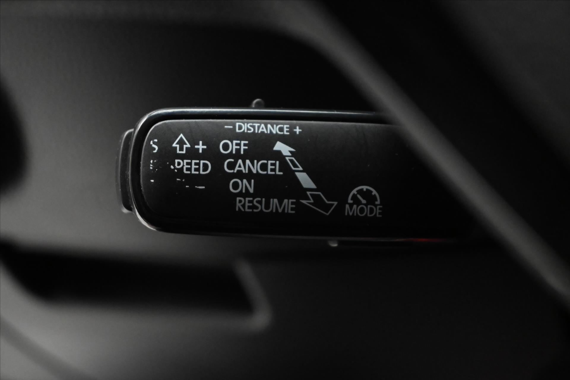 Hlavní fotografie vozu Škoda Superb 2,0 TDI 140kW STYLE DSG Záruka až 5 let (24)