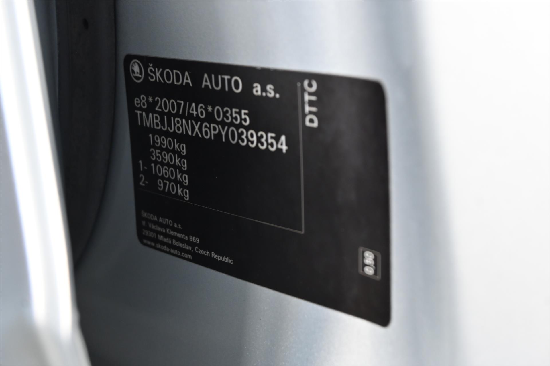 Hlavní fotografie vozu Škoda Octavia 2,0 TDI 110 kW DSG Style Záruka až 5 let (16)