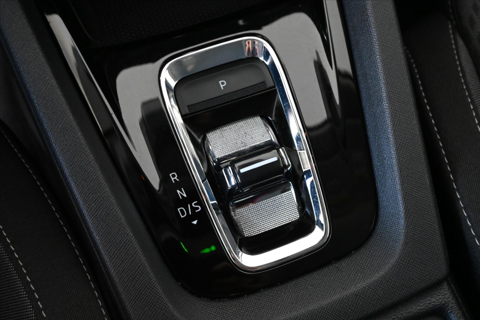 Hlavní fotografie vozu Škoda Octavia 2,0 TDI 110 kW DSG Style Záruka až 5 let (26)