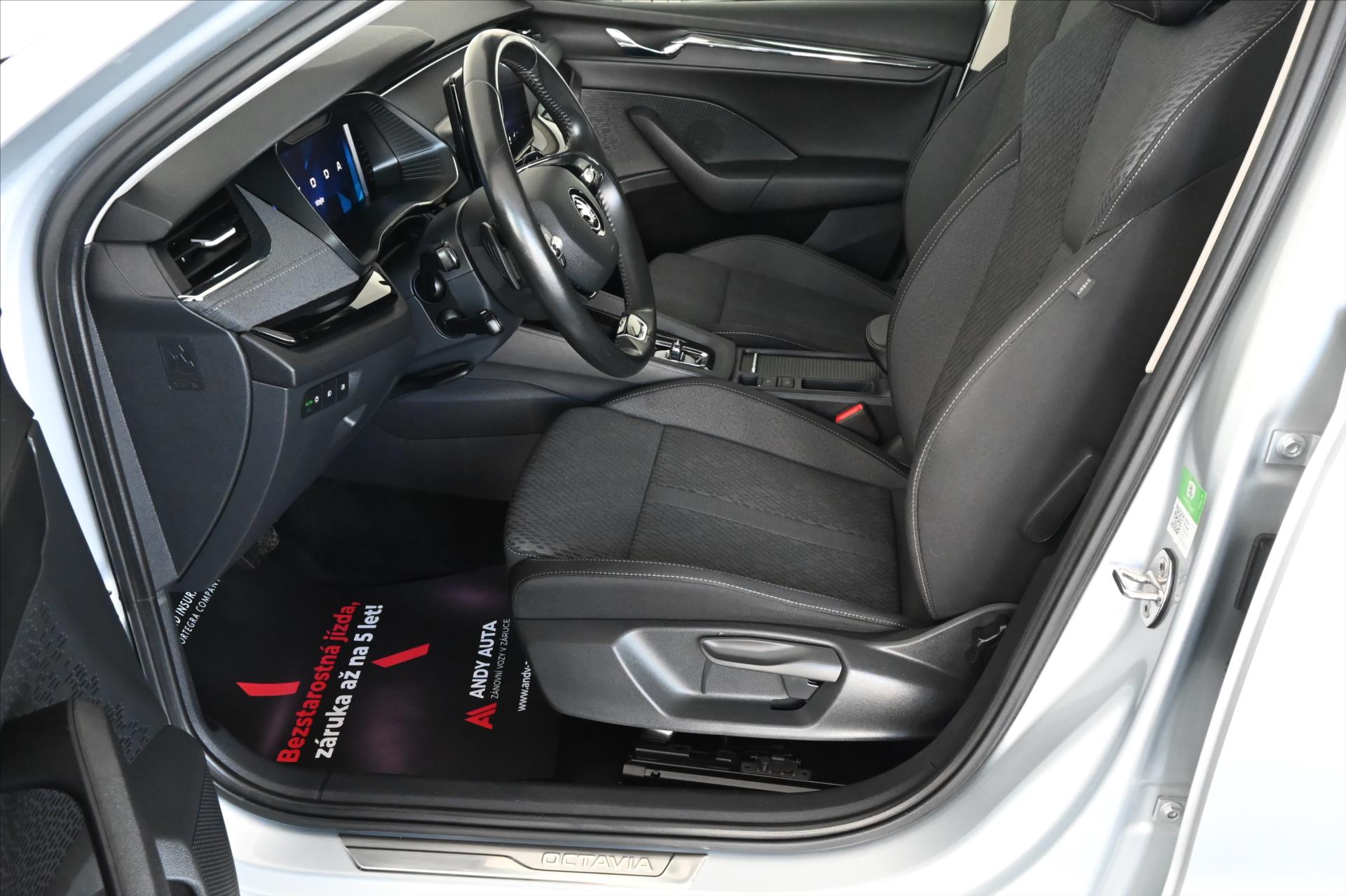 Hlavní fotografie vozu Škoda Octavia 2,0 TDI 110 kW DSG Style Záruka až 5 let (10)