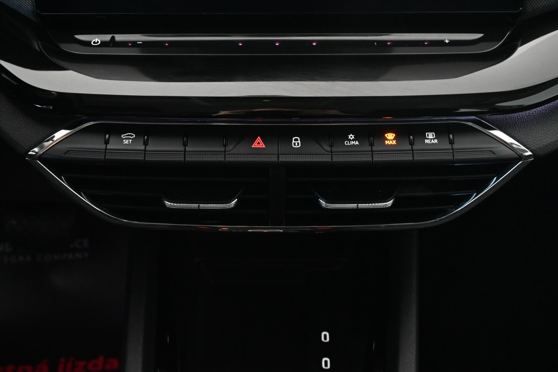 Hlavní fotografie vozu Škoda Octavia 2,0 TDi 110kW DSG *Style* Záruka až 5 let (22)