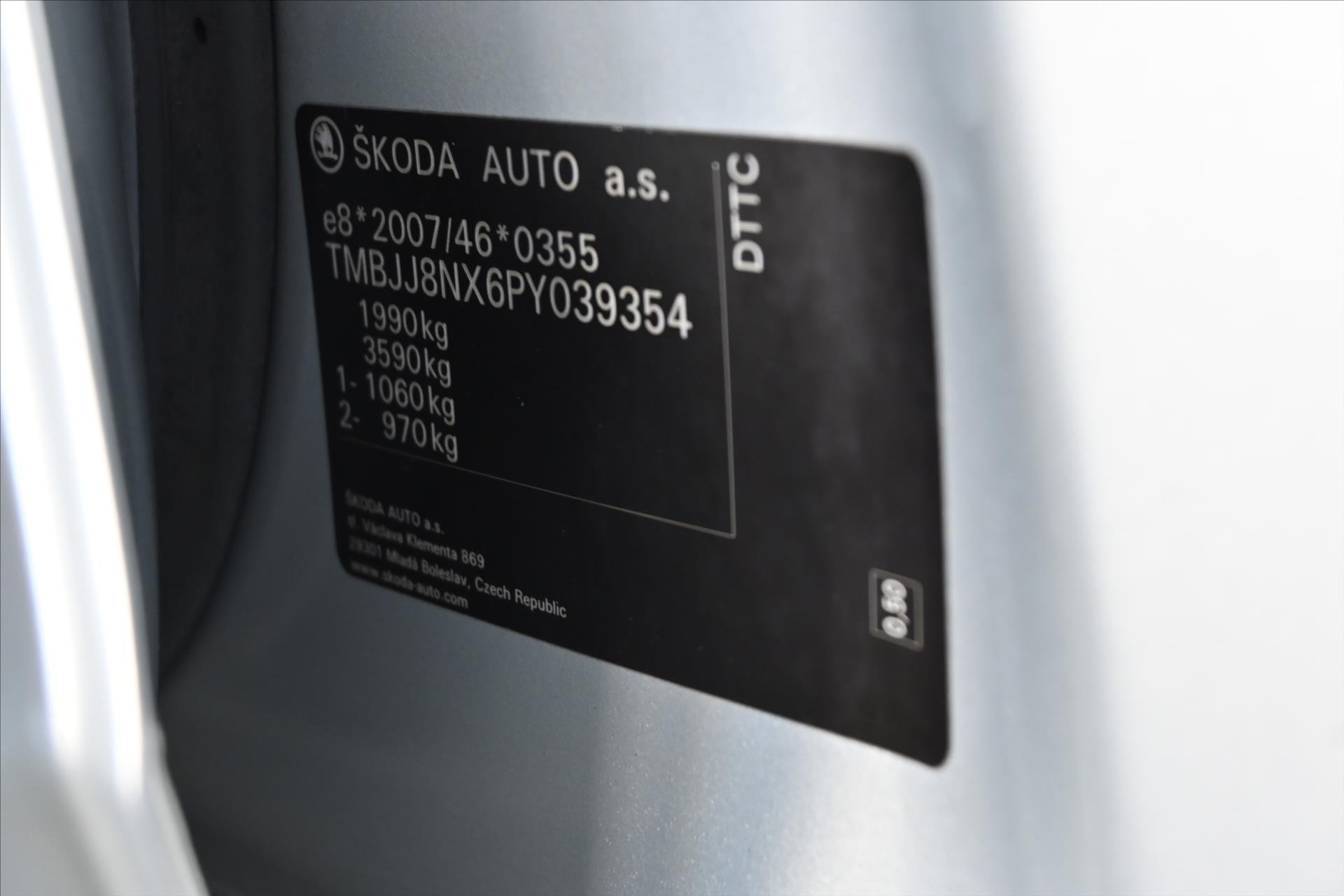 Hlavní fotografie vozu Škoda Octavia 2,0 TDi 110kW DSG *Style* Záruka až 5 let (7)