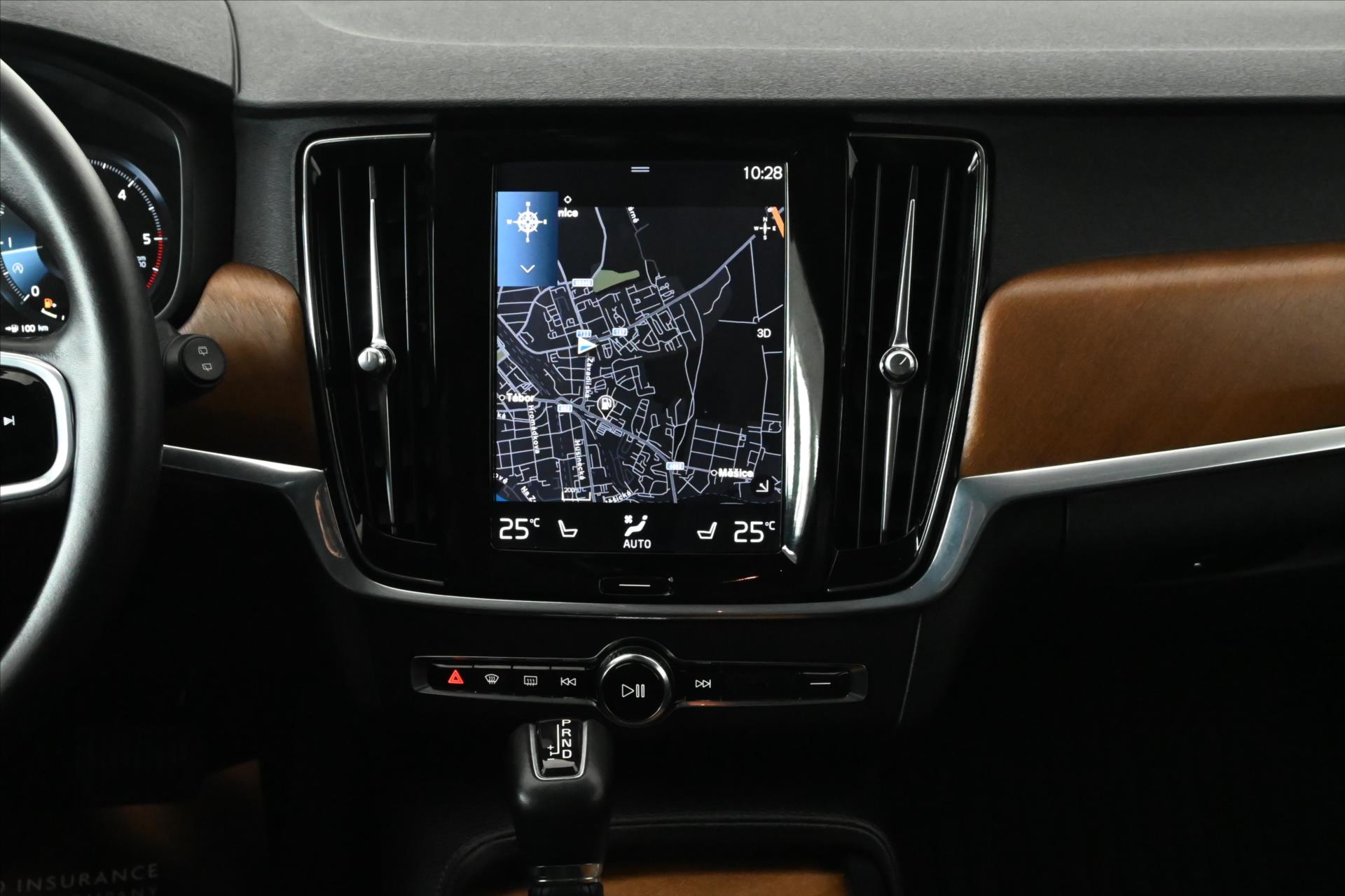 Main photo of the car Volvo V90 2.0 D5 AWD 173 kW Inscription Warranty up to 5 years (13)