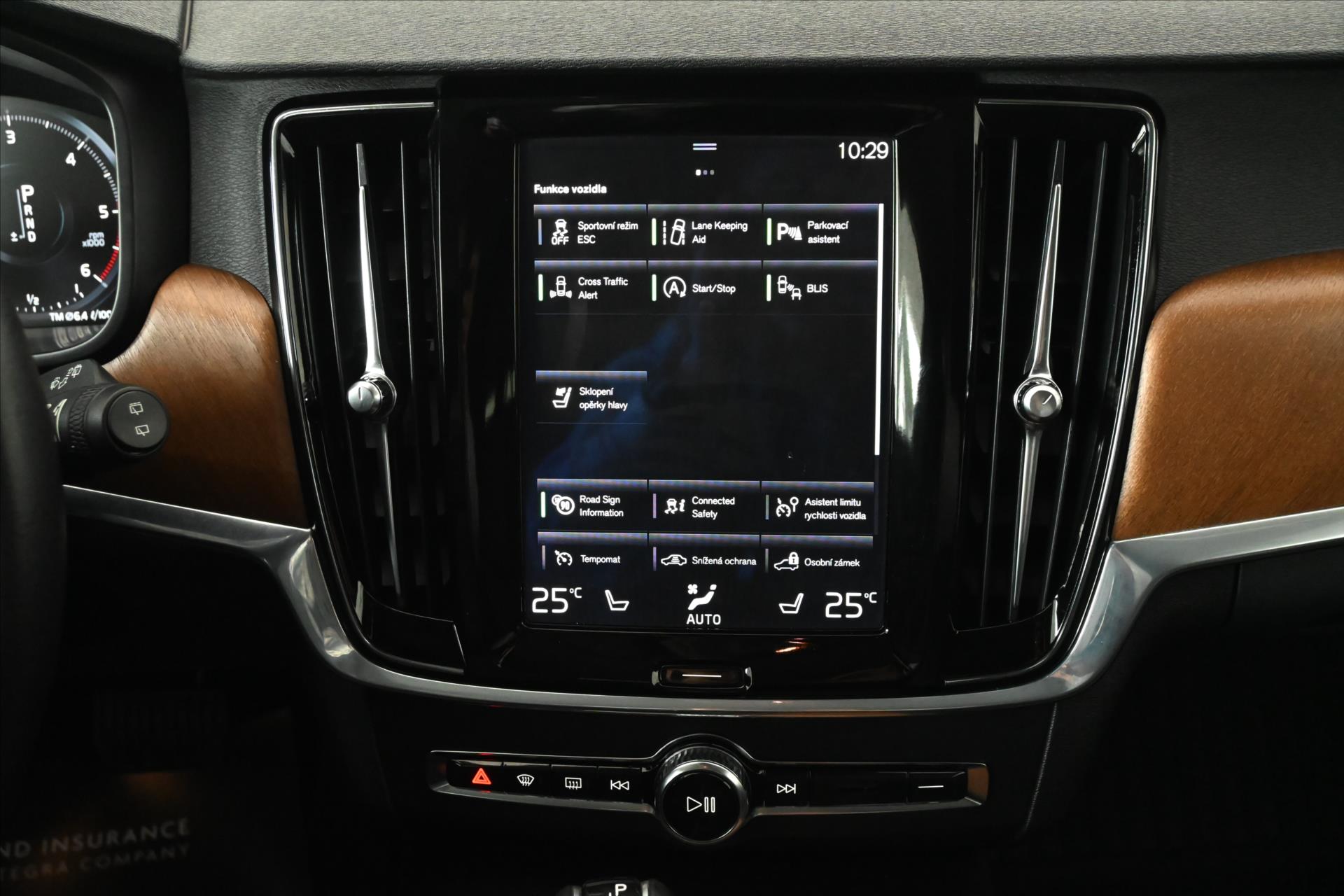 Main photo of the car Volvo V90 2.0 D5 AWD 173 kW Inscription Warranty up to 5 years (22)