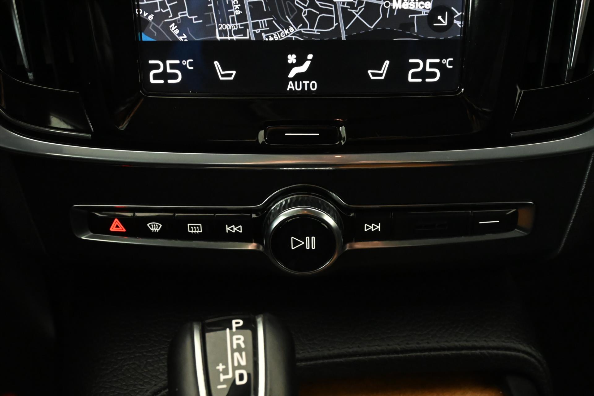 Main photo of the car Volvo V90 2.0 D5 AWD 173 kW Inscription Warranty up to 5 years (24)