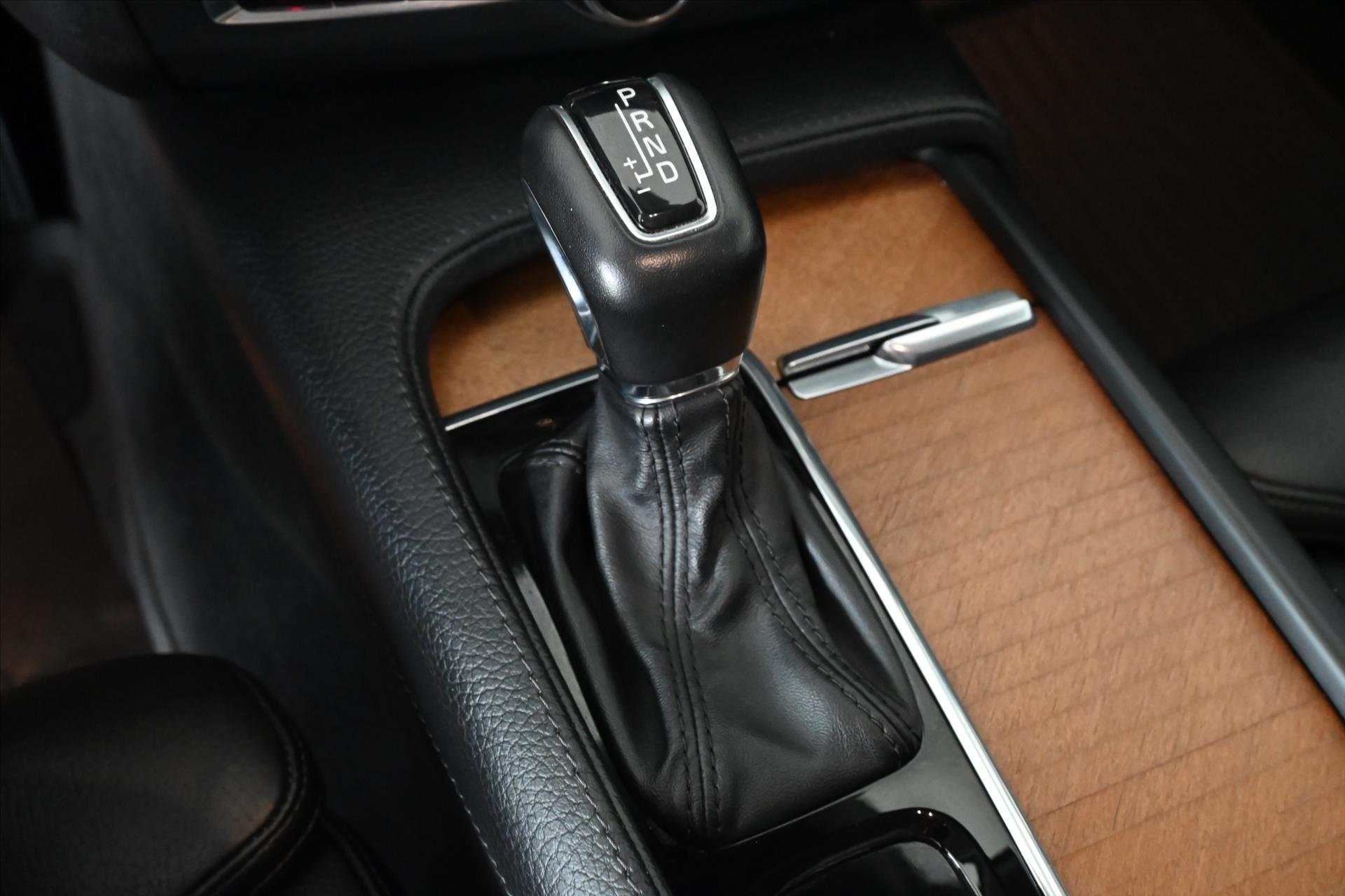 Main photo of the car Volvo V90 2.0 D5 AWD 173 kW Inscription Warranty up to 5 years (25)