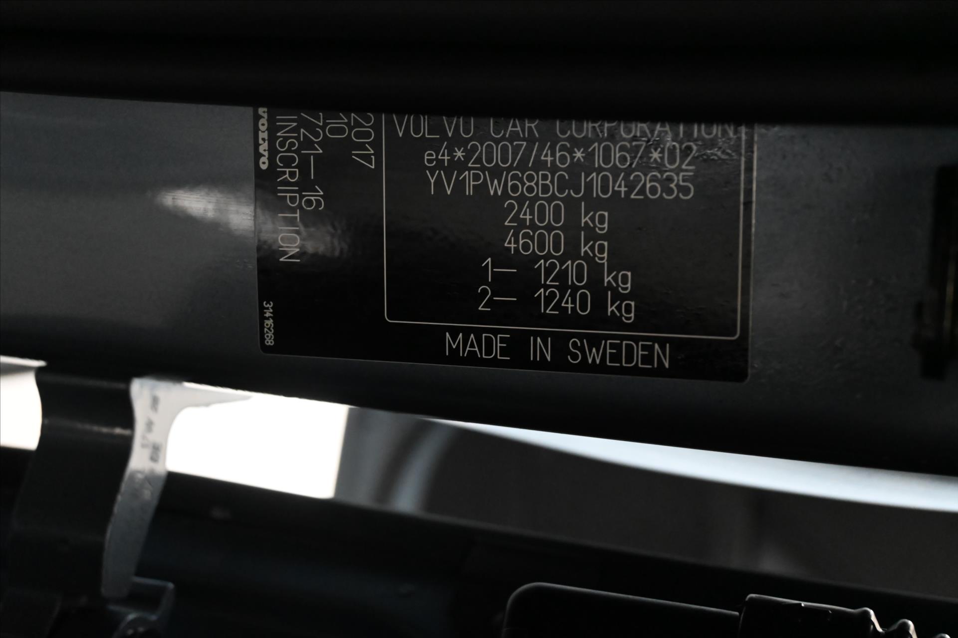 Main photo of the car Volvo V90 2.0 D5 AWD 173 kW Inscription Warranty up to 5 years (9)