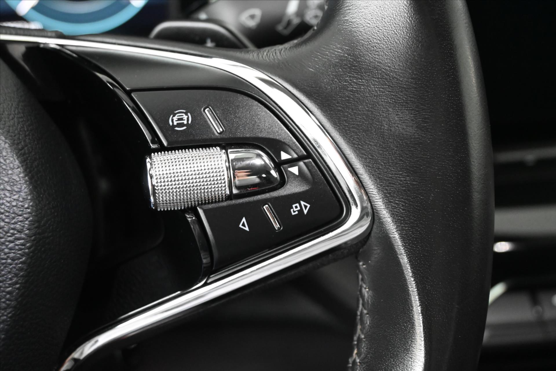 Hlavní fotografie vozu Škoda Octavia 2,0 TDi 110kW DSG *Style* Záruka až 5 let (18)