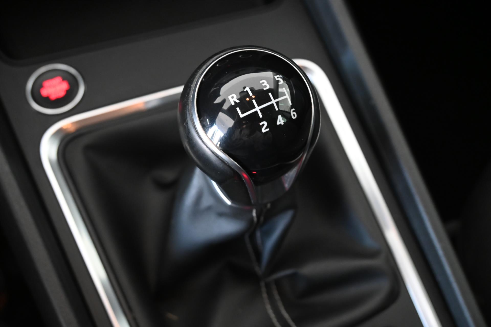 Hlavní fotografie vozu Seat Ateca 1,5 TSI 110 kW Style Business Intense Záruka až 5 let (24)