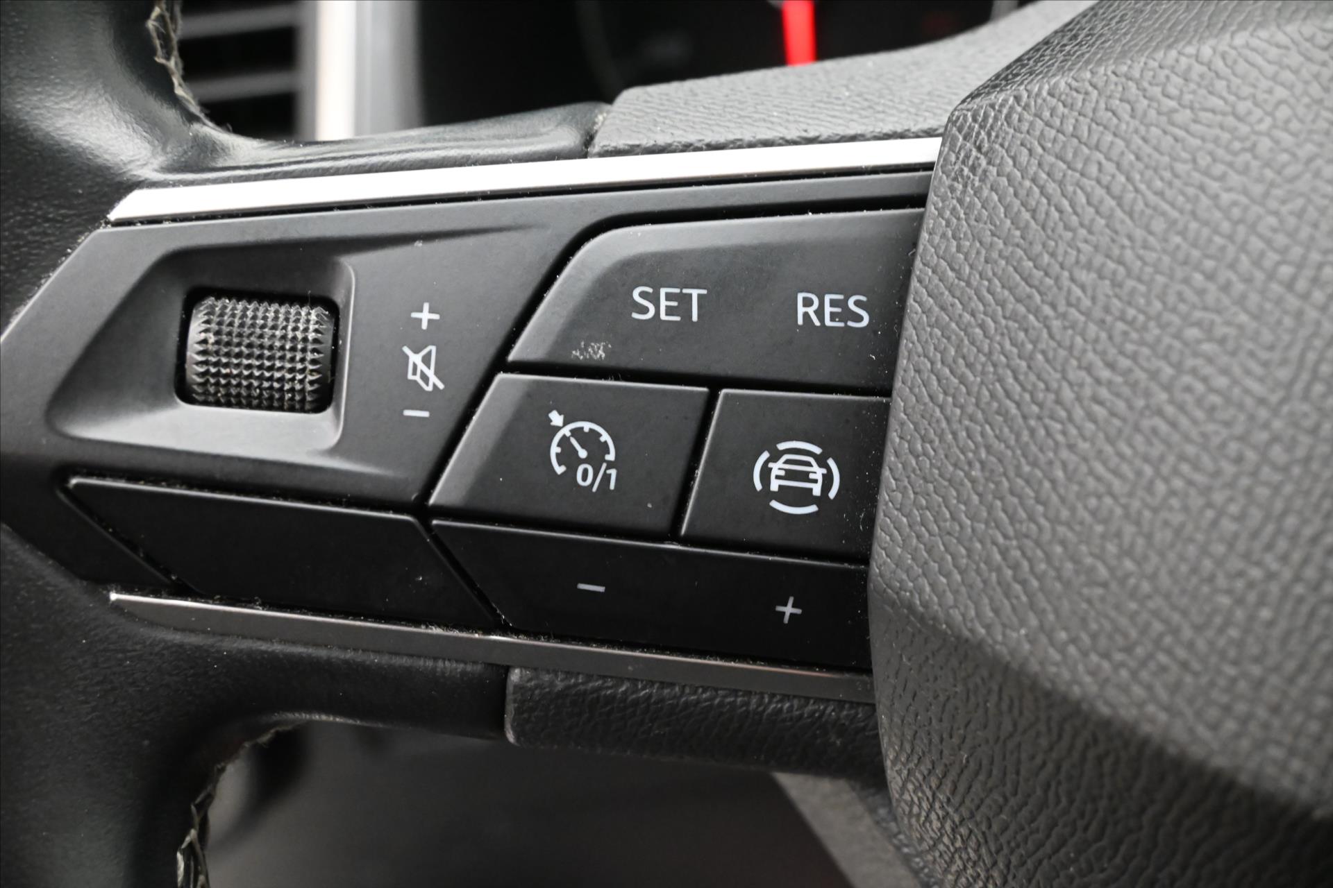 Hlavní fotografie vozu Seat Ateca 1,5 TSI 110 kW Style Business Intense Záruka až 5 let (23)