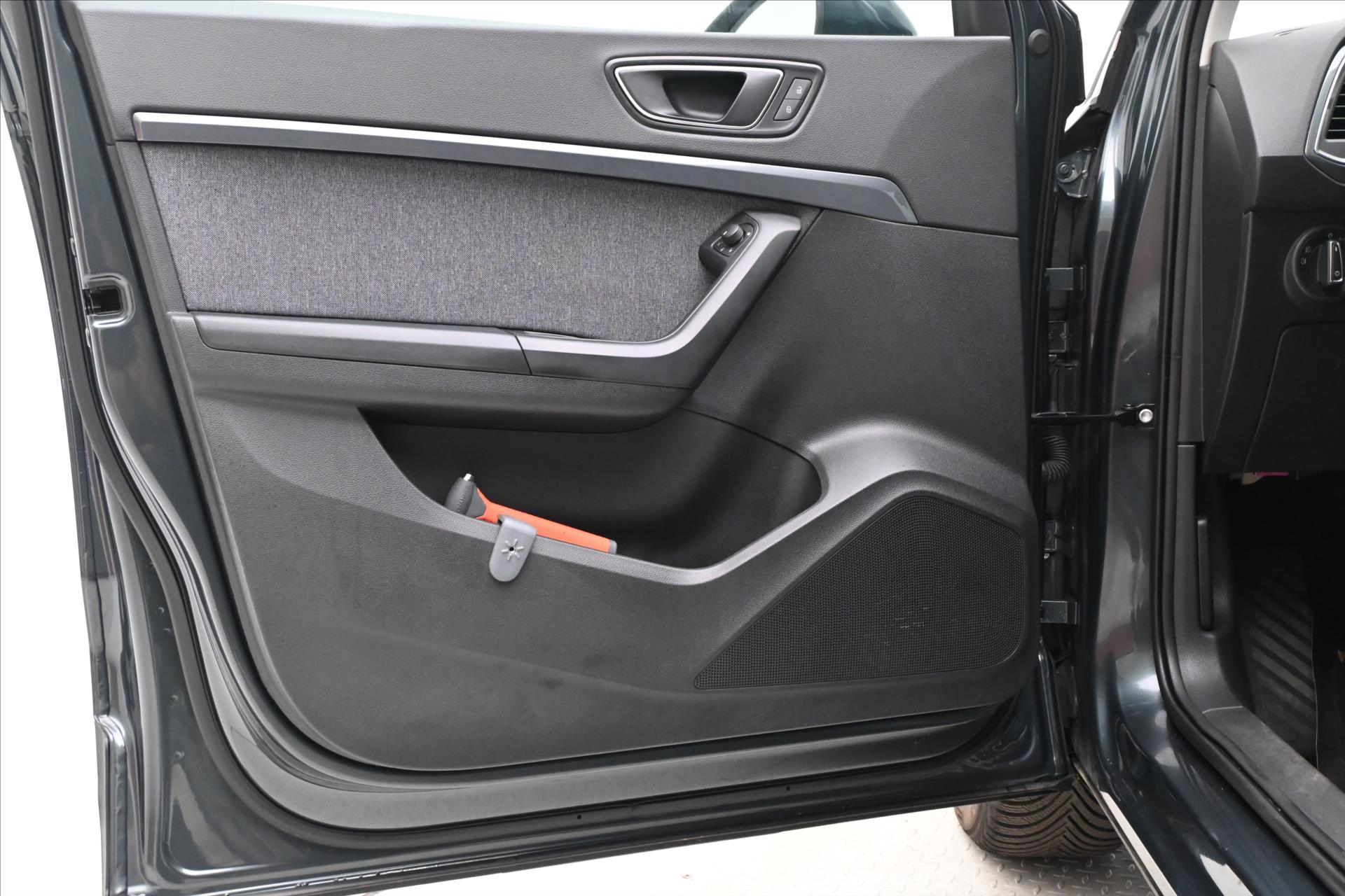 Hlavní fotografie vozu Seat Ateca 1,5 TSI 110 kW Style Business Intense Záruka až 5 let (24)