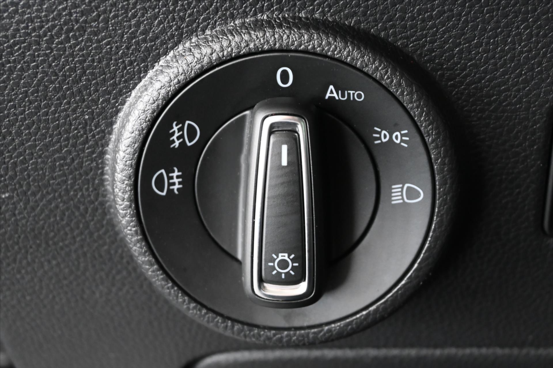 Hlavní fotografie vozu Seat Ateca 1,5 TSI 110 kW Style Business Intense Záruka až 5 let (29)