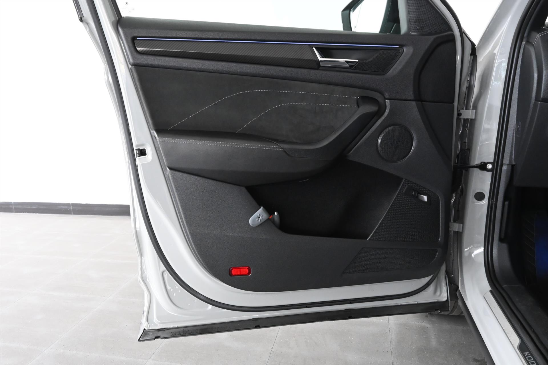 Hlavní fotografie vozu Škoda Kodiaq 1,5 TSI 110 kW DSG SPORT-LINE Záruka až 5 let (27)