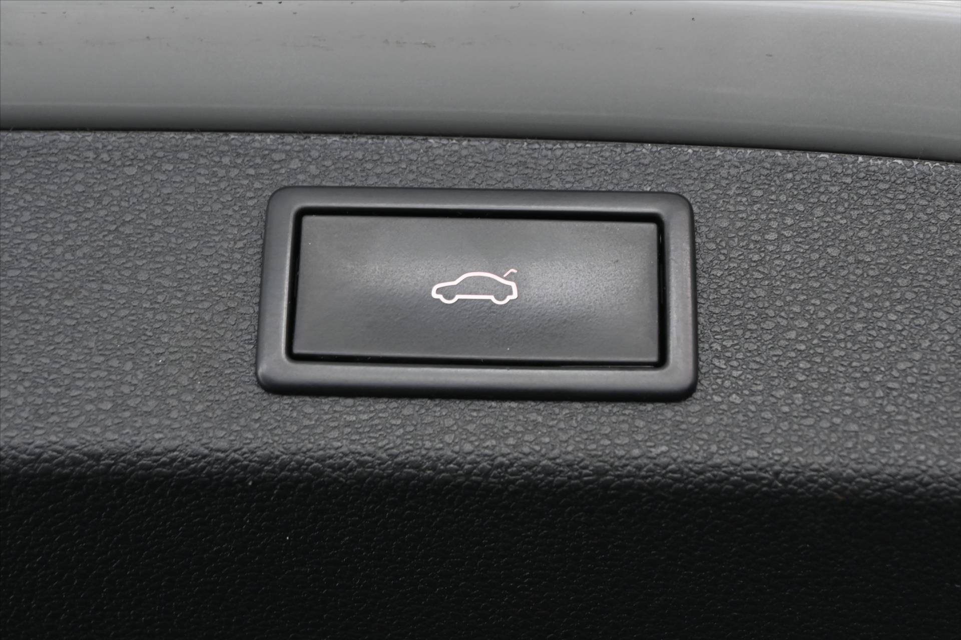 Hlavní fotografie vozu Škoda Kodiaq 1,5 TSI 110 kW DSG SPORT-LINE Záruka až 5 let (32)