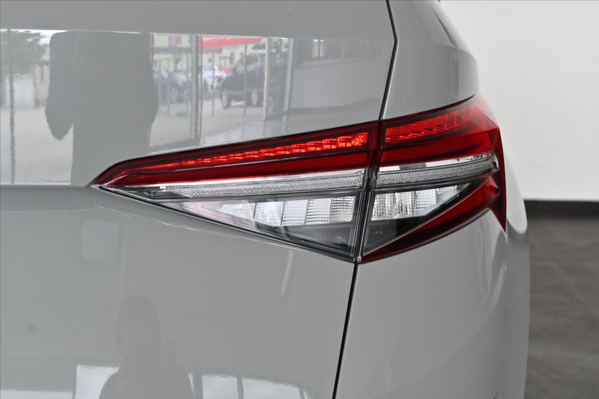 Hlavní fotografie vozu Škoda Kodiaq 1,5 TSI 110 kW DSG SPORT-LINE Záruka až 5 let (35)