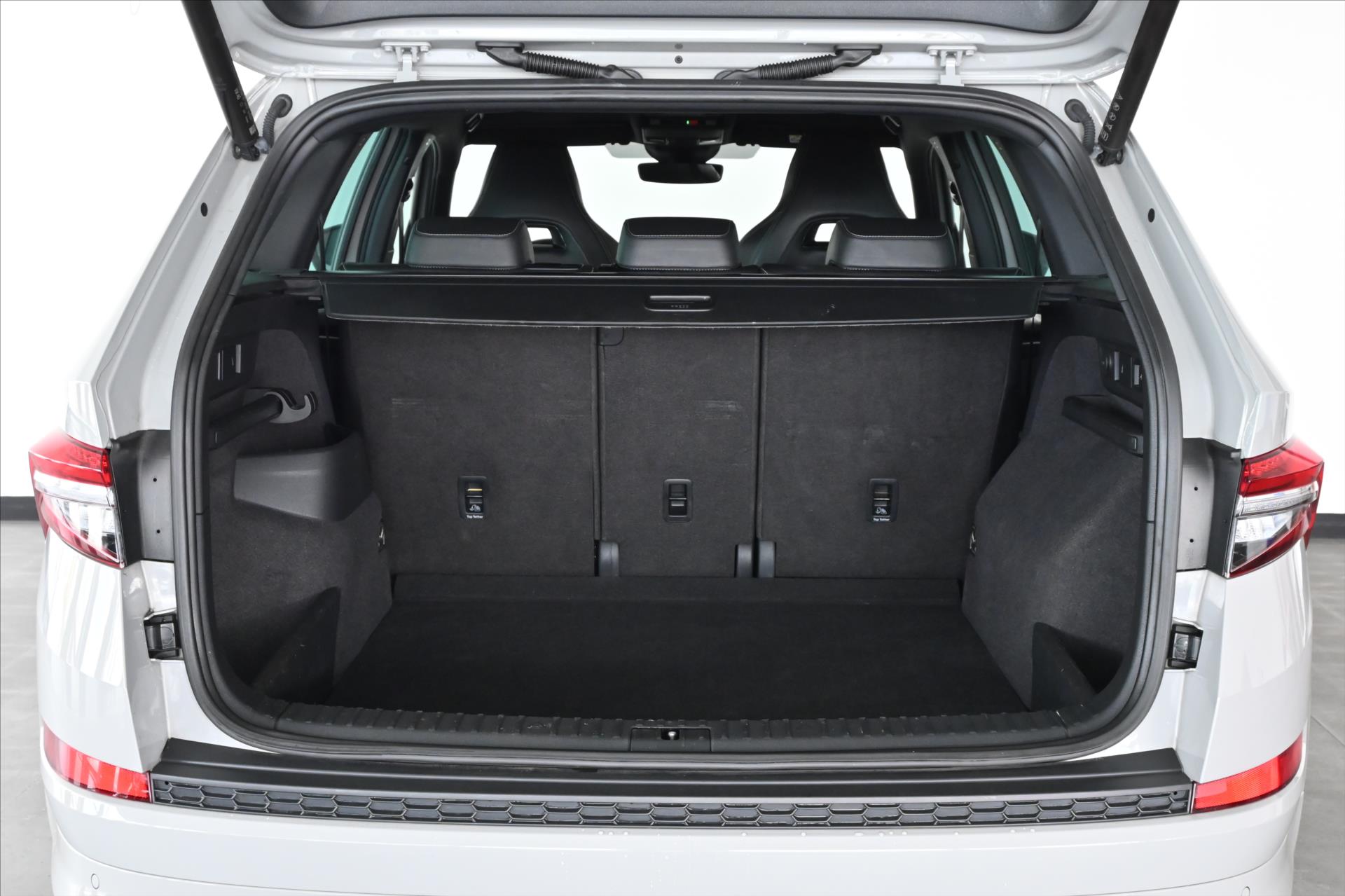 Hlavní fotografie vozu Škoda Kodiaq 1,5 TSI 110 kW DSG SPORT-LINE Záruka až 5 let (6)