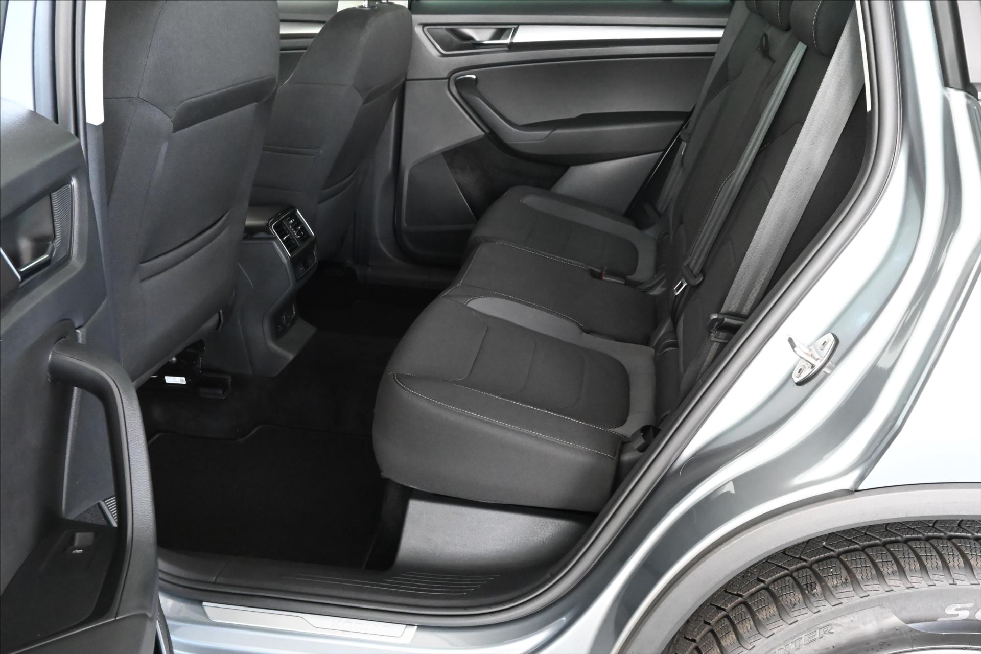 Hlavní fotografie vozu Škoda Kodiaq 1,5 TSI 110 kW Ambition Záruka až 5 let (11)