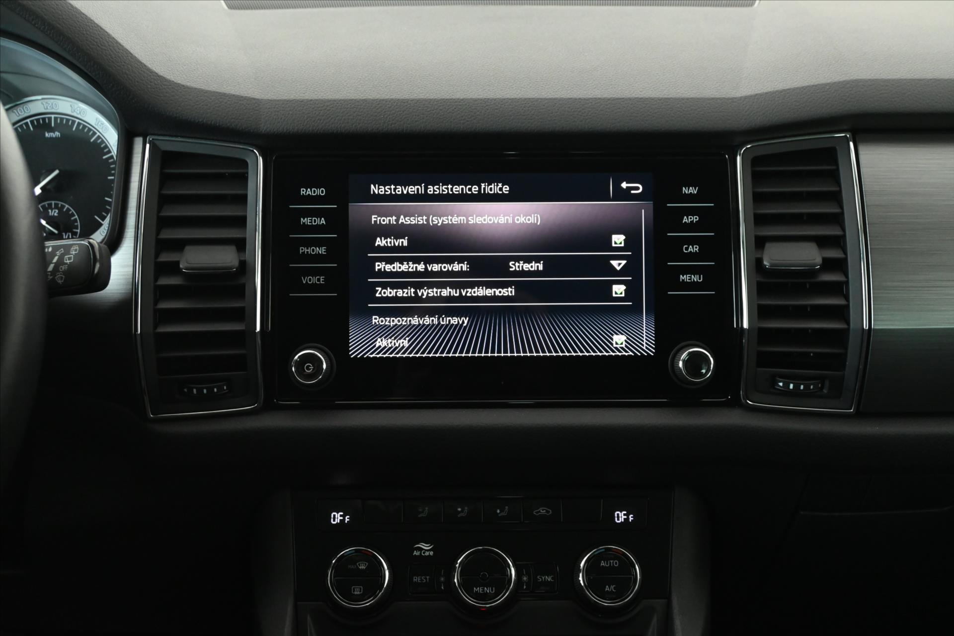 Hlavní fotografie vozu Škoda Kodiaq 1,5 TSI 110 kW Ambition Záruka až 5 let (21)