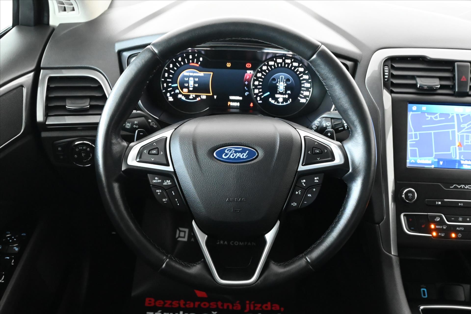 Hlavní fotografie vozu Ford Mondeo 2,0 EcoBLUE 140 kW AT/8 TITANIUM Záruka až 5 let (16)