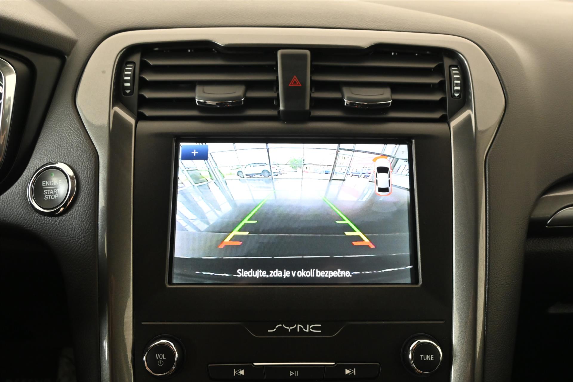 Hlavní fotografie vozu Ford Mondeo 2,0 EcoBLUE 140 kW AT/8 TITANIUM Záruka až 5 let (20)