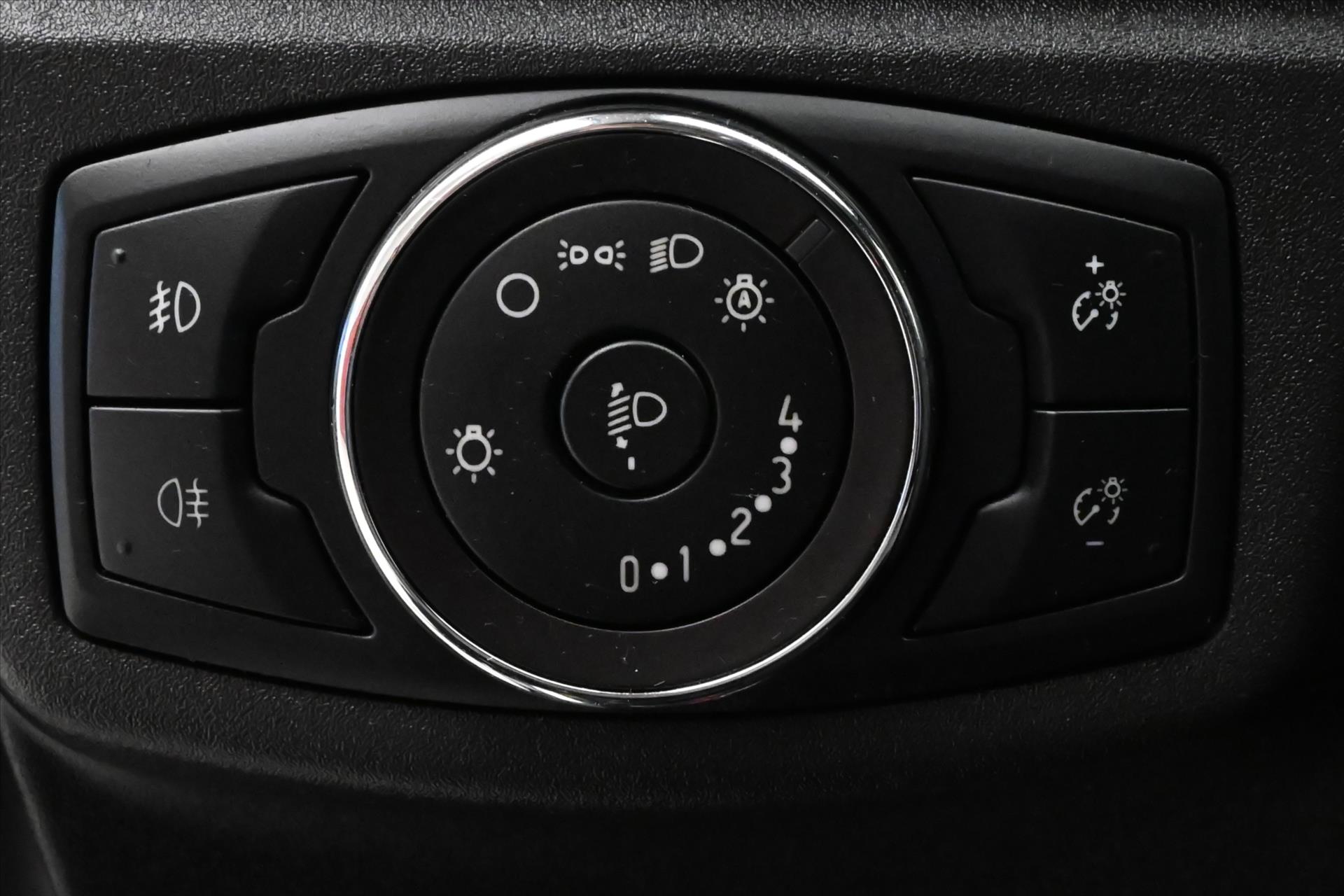 Hlavní fotografie vozu Ford Mondeo 2,0 EcoBlue 140 kW AT/8 Titanium Záruka až 5 let (24)