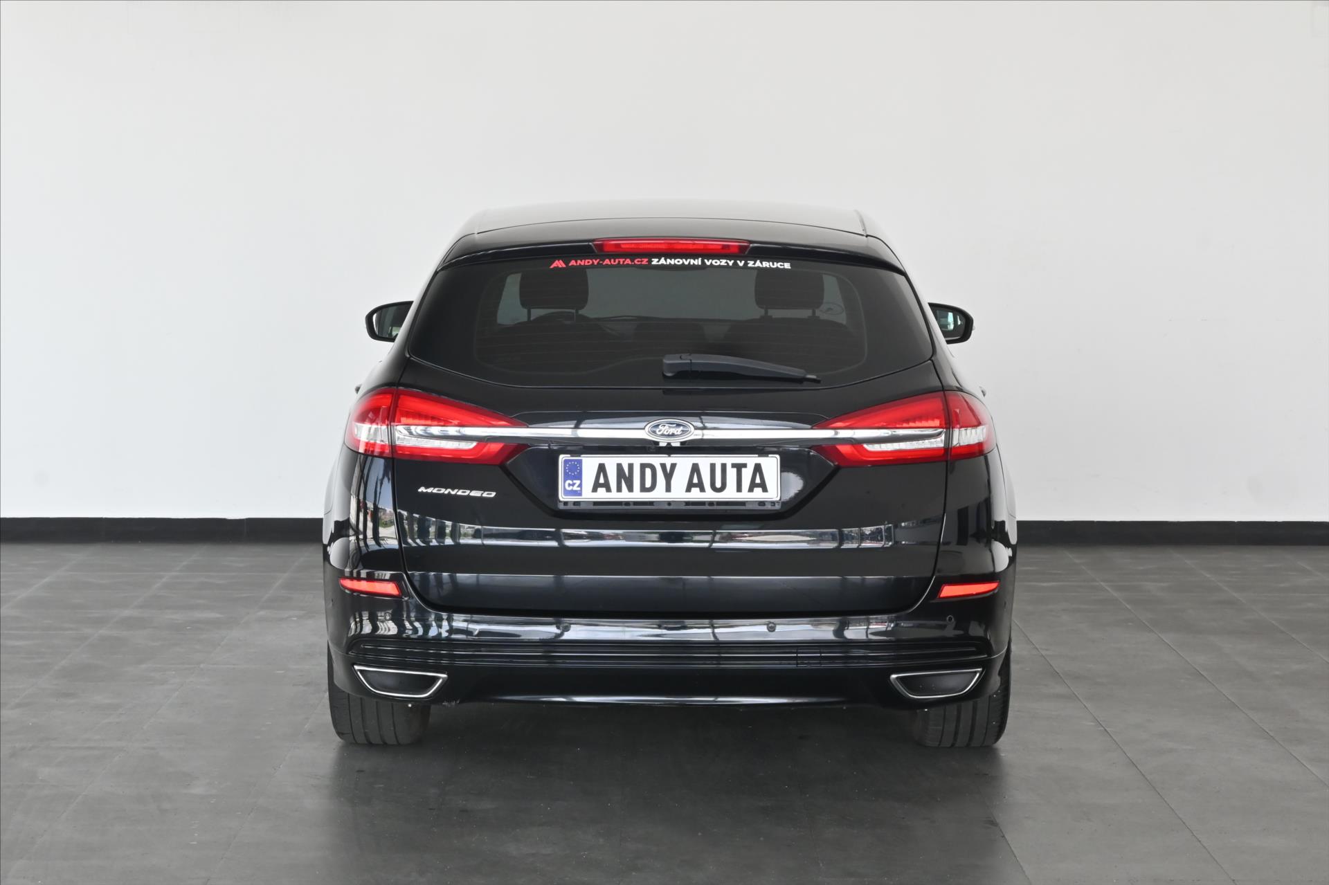 Hlavní fotografie vozu Ford Mondeo 2,0 EcoBLUE 140 kW AT/8 TITANIUM Záruka až 5 let (4)
